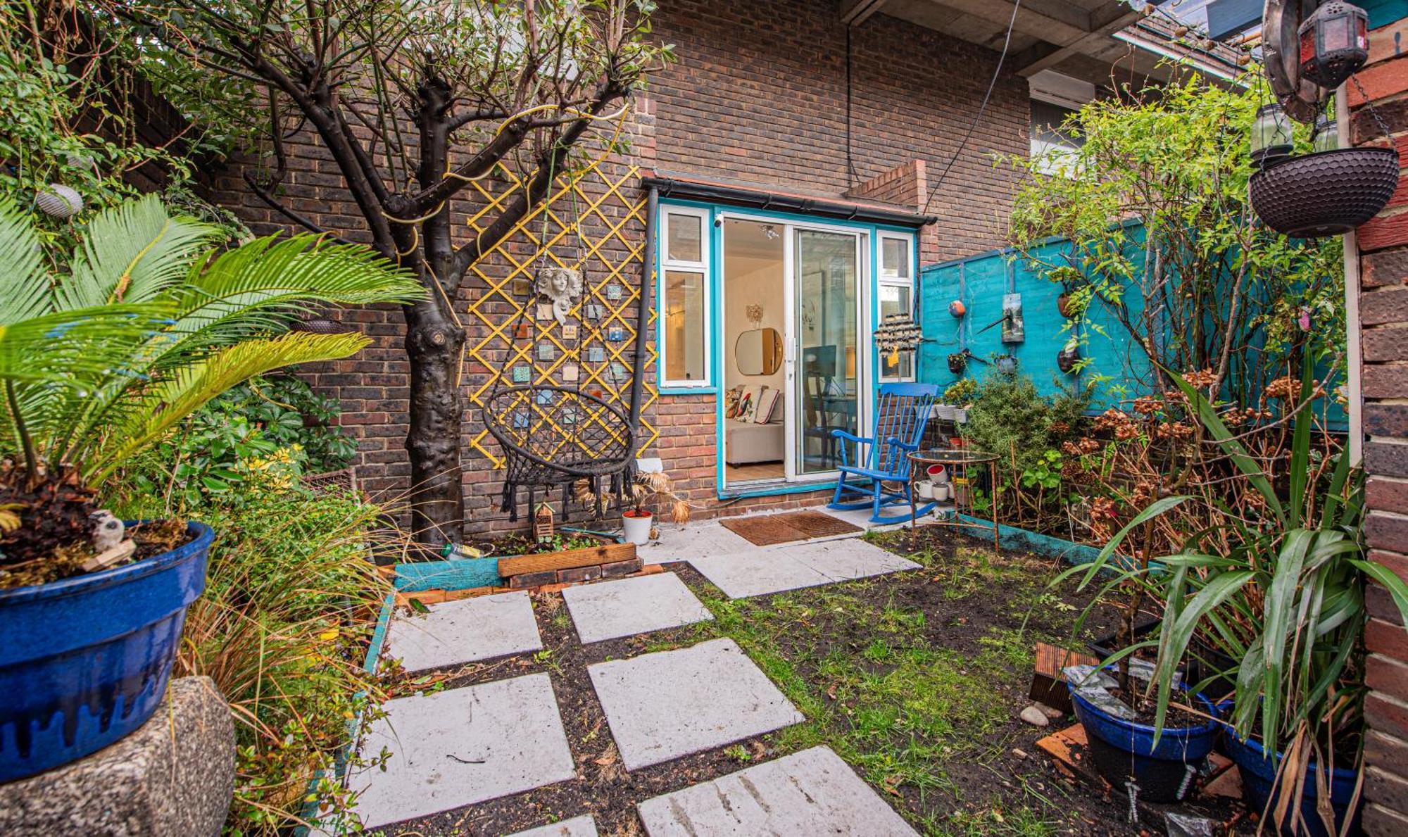 Lovely 3 Bed House With Garden Londen
