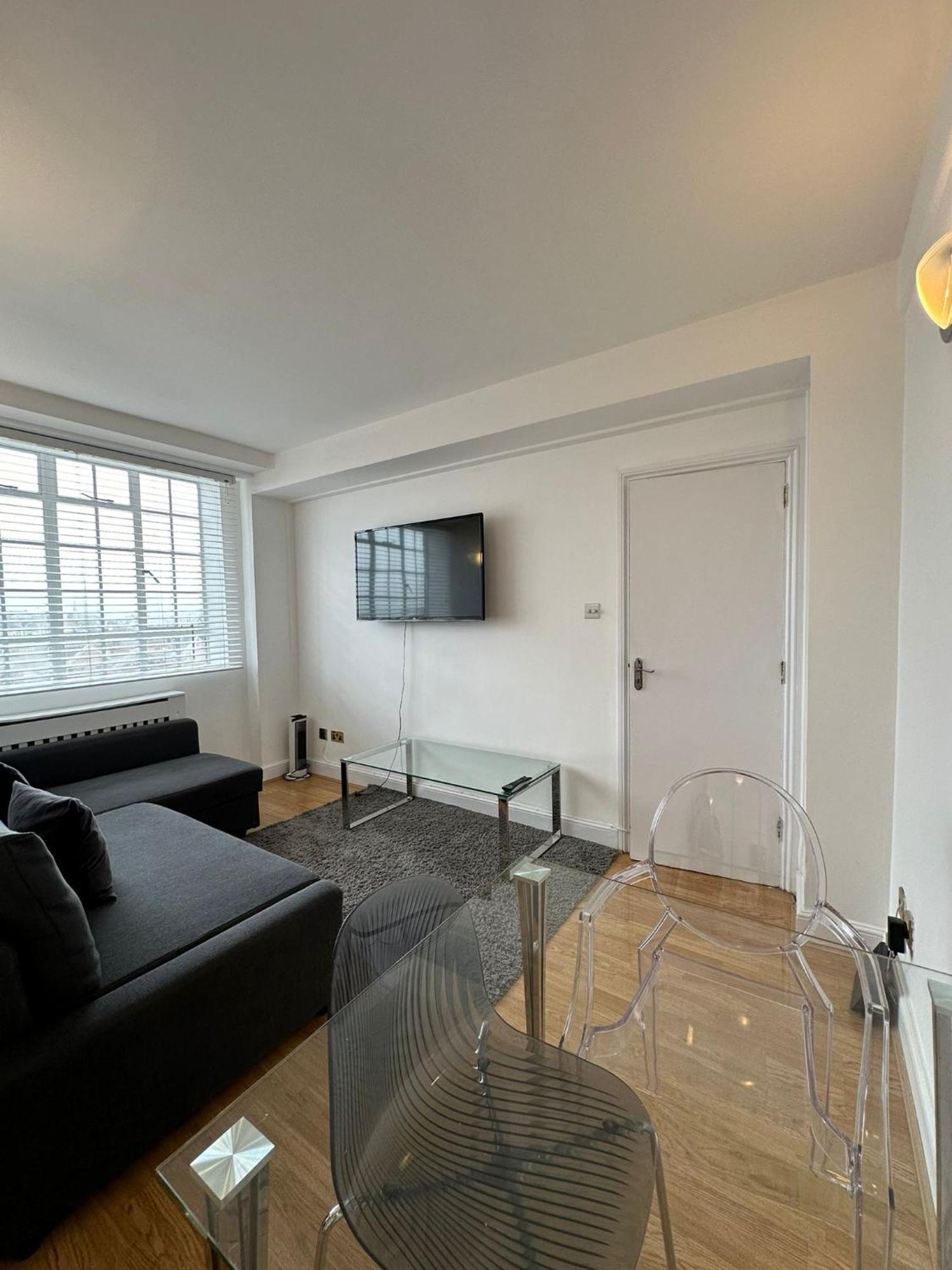 Chelsea ,one Bedroom Apartment