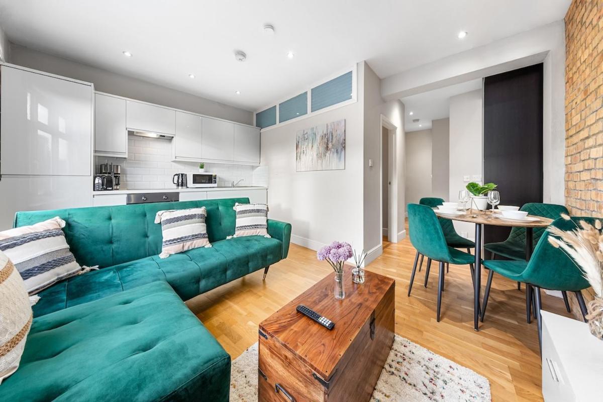 Appartement Elite Flat With Parking Londen