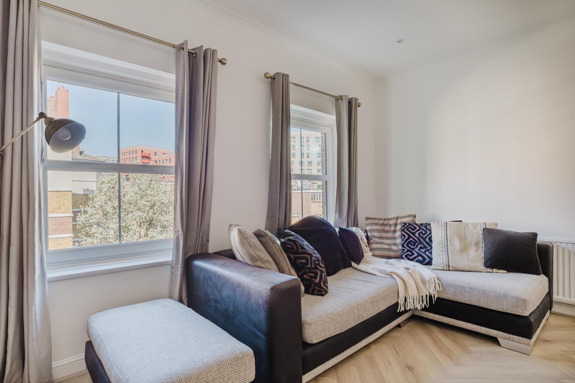 Leilighet Newly Renovated Stylish Urban Modern 2bed 1bath E14 Flat