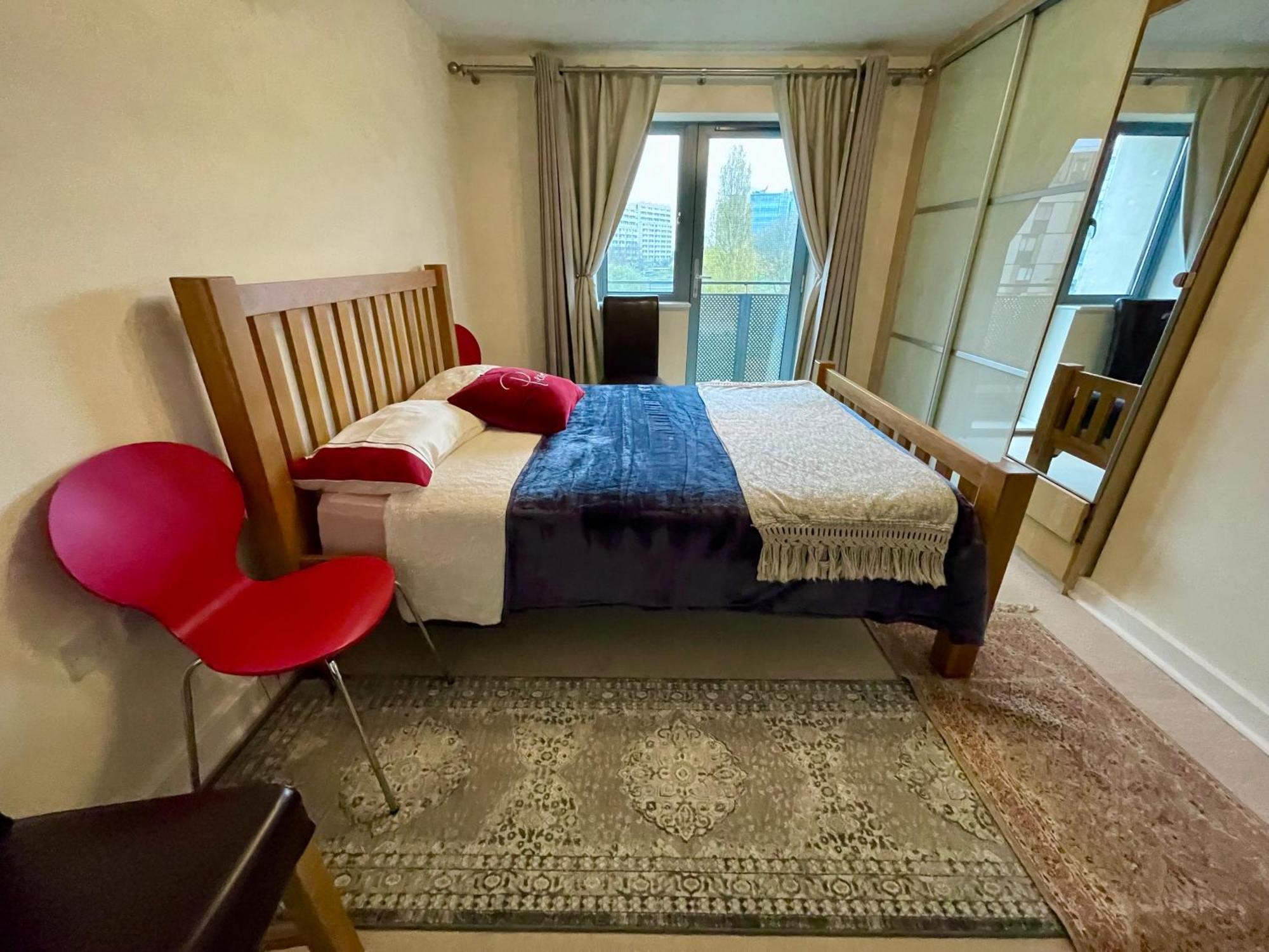Luxury 2 Bedroom Apartment- View - Free Parking - Wembley Stadium 5km Apartment London