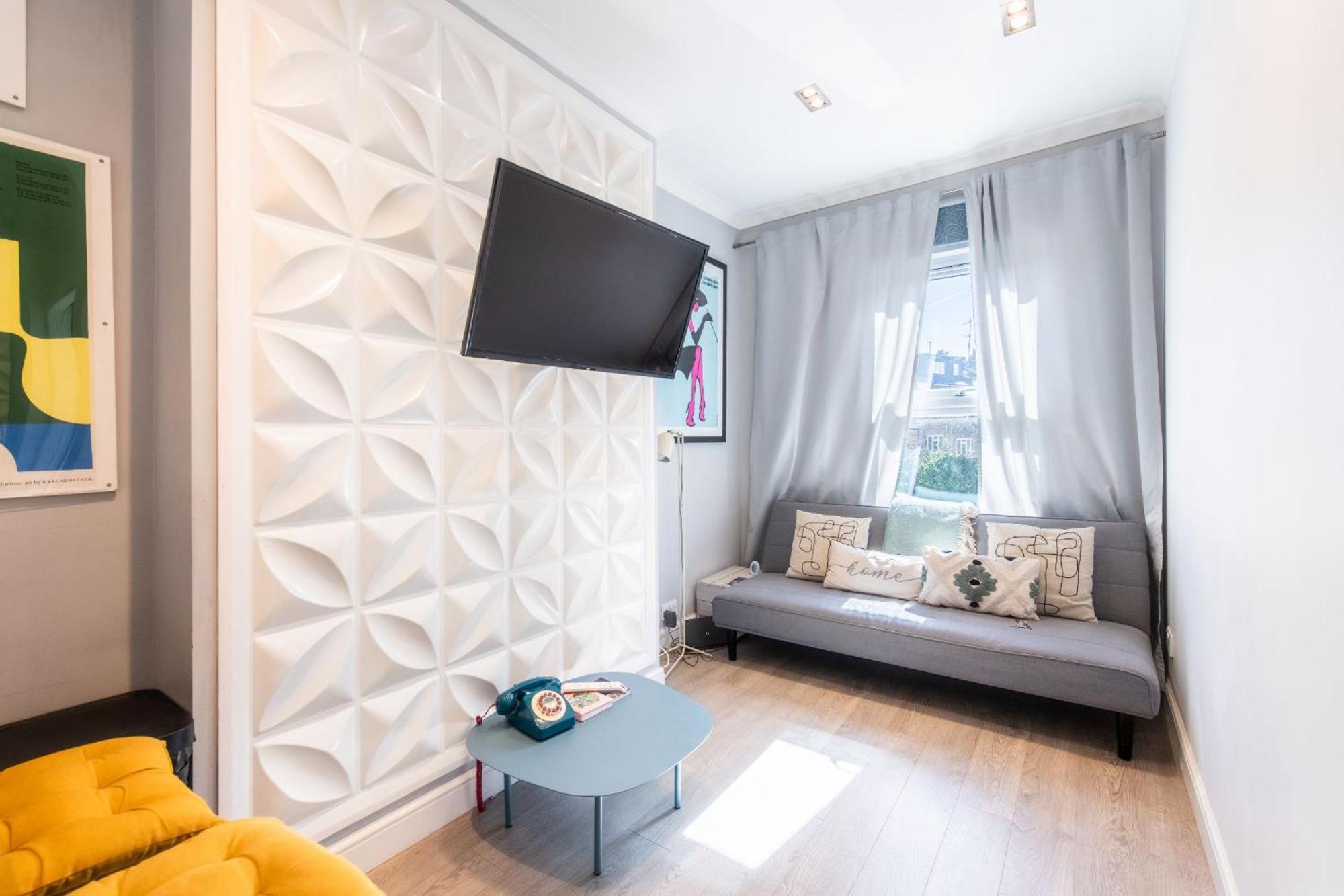 Stylish Flat In West Hampstead