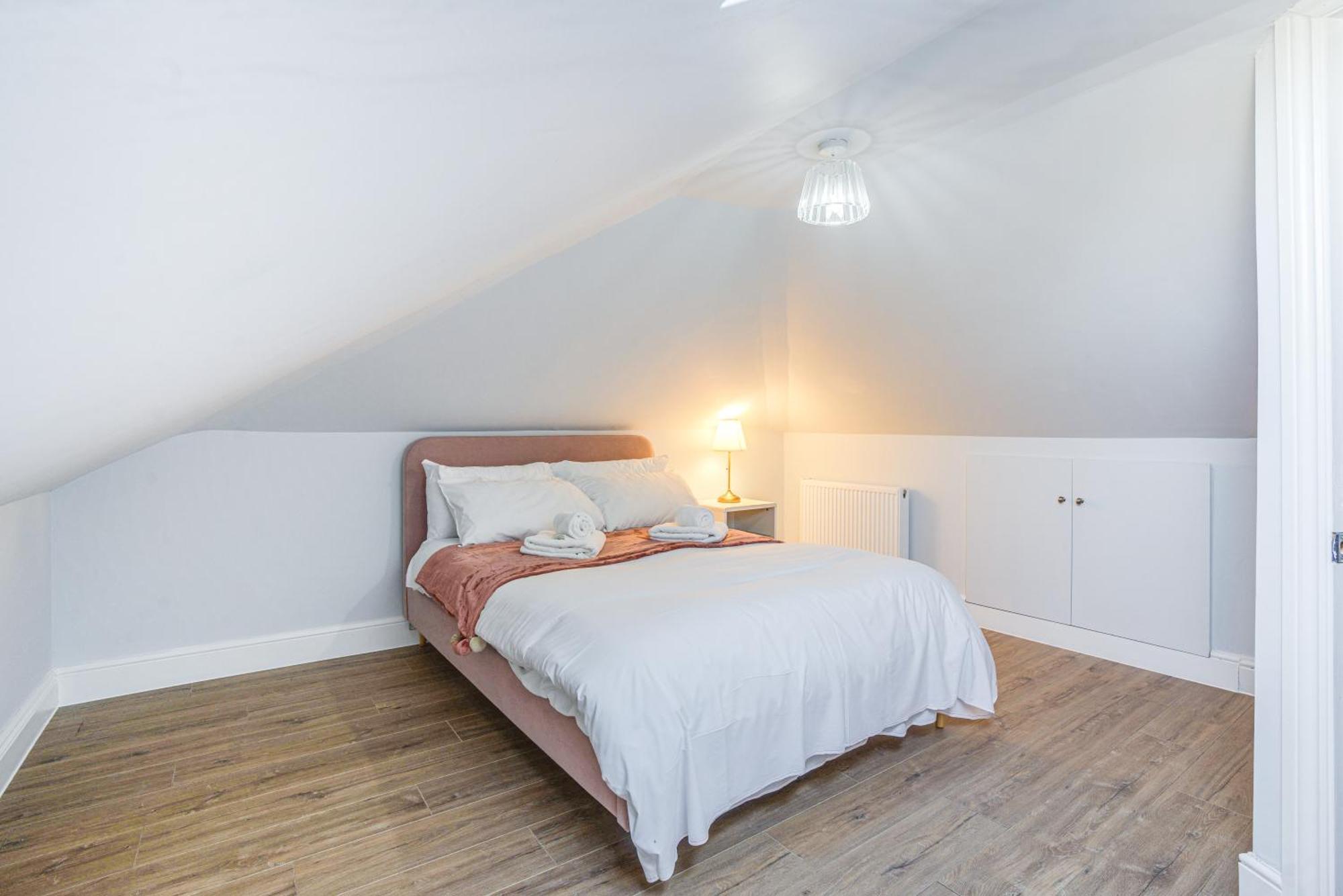 Spacious 4br Family & Corporate Feriehus