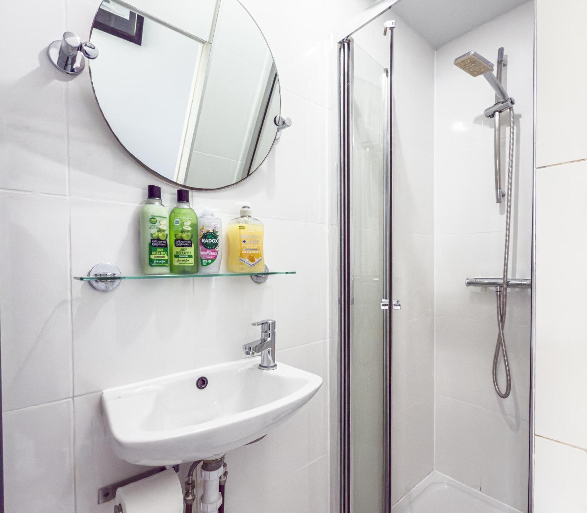 Vakantiehuis Spacious 4br Family & Corporate *