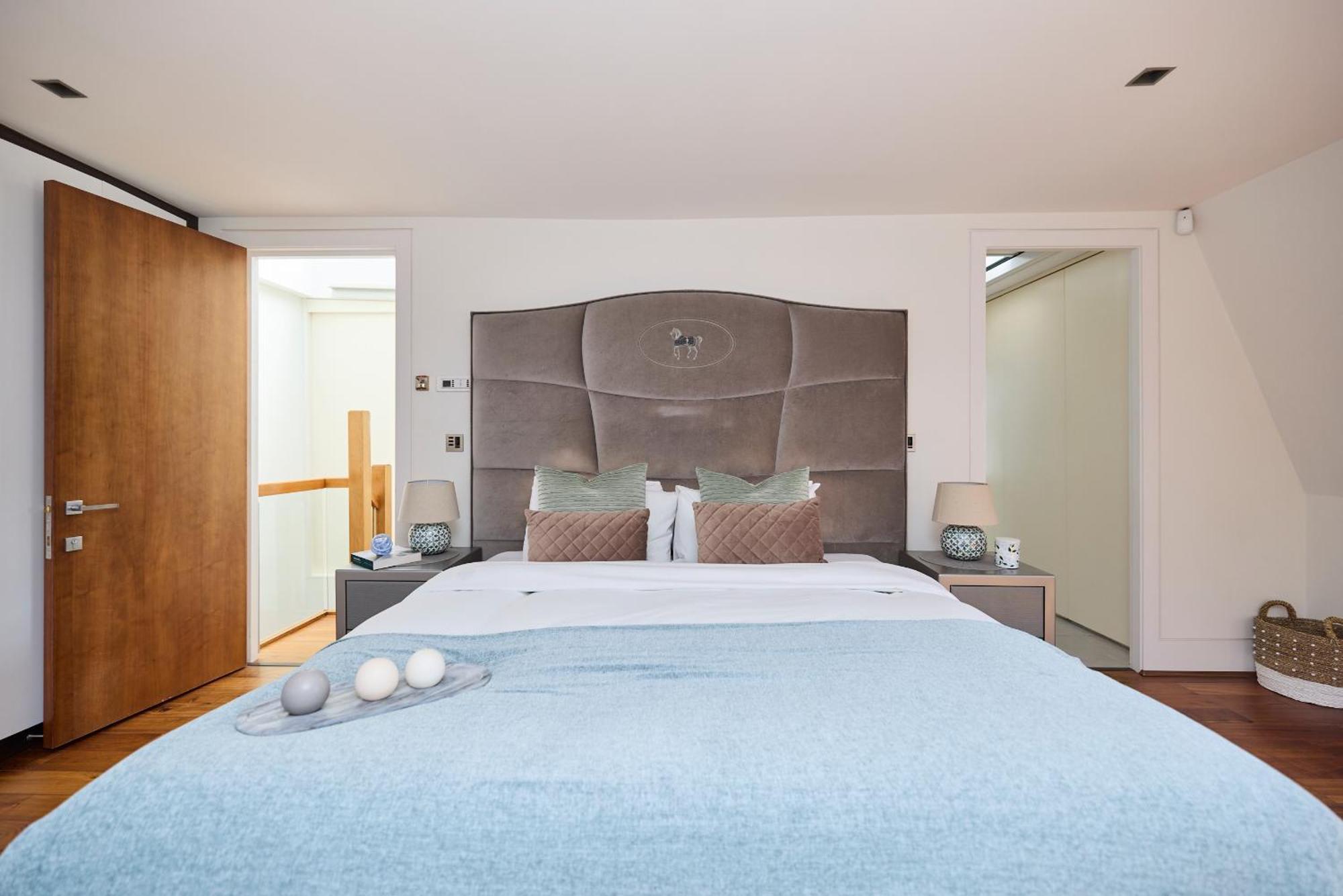 Apartment The Radnor Mews - Stylish 3bdr Mews House London