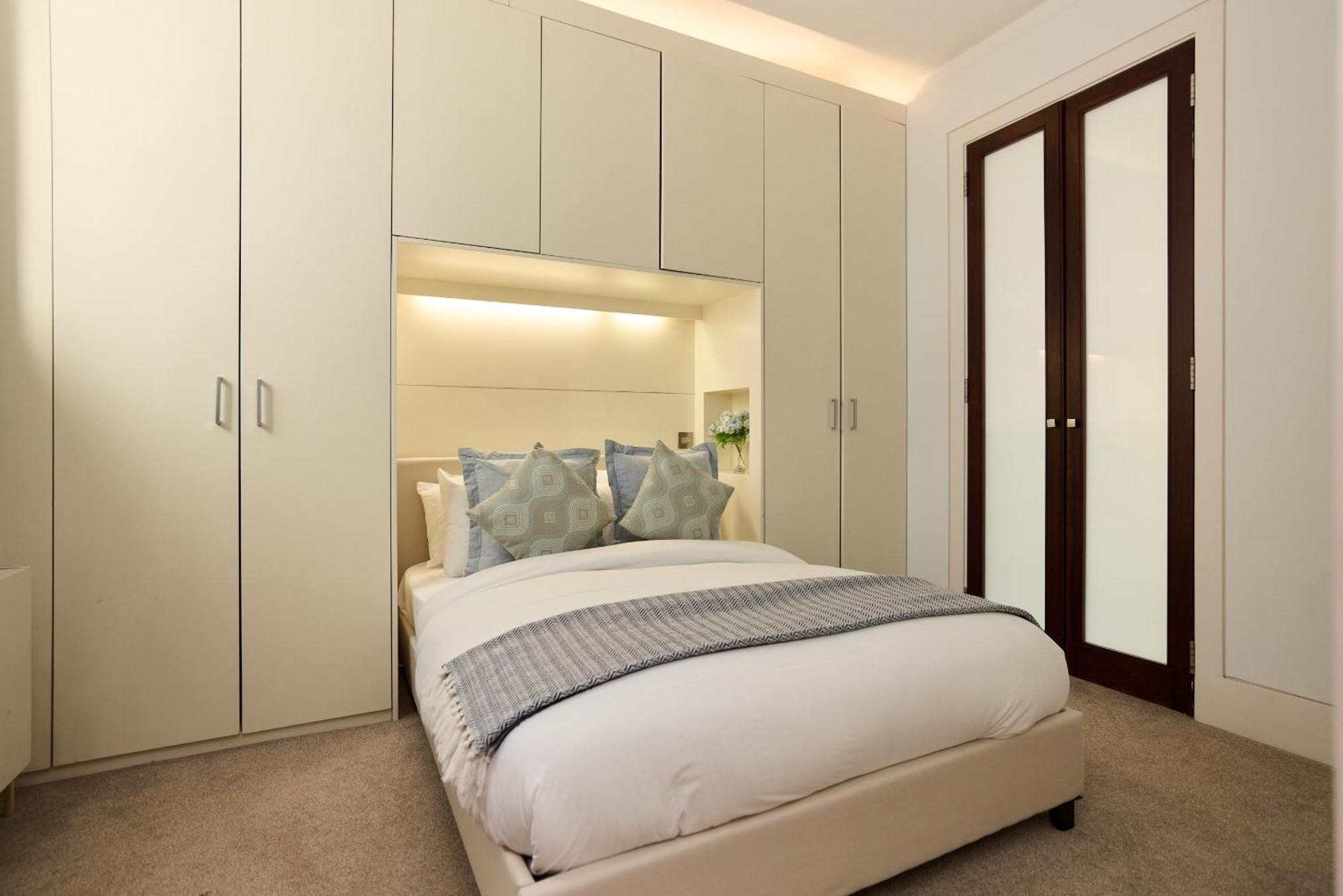 The Radnor Mews - Stylish 3bdr Mews House * London