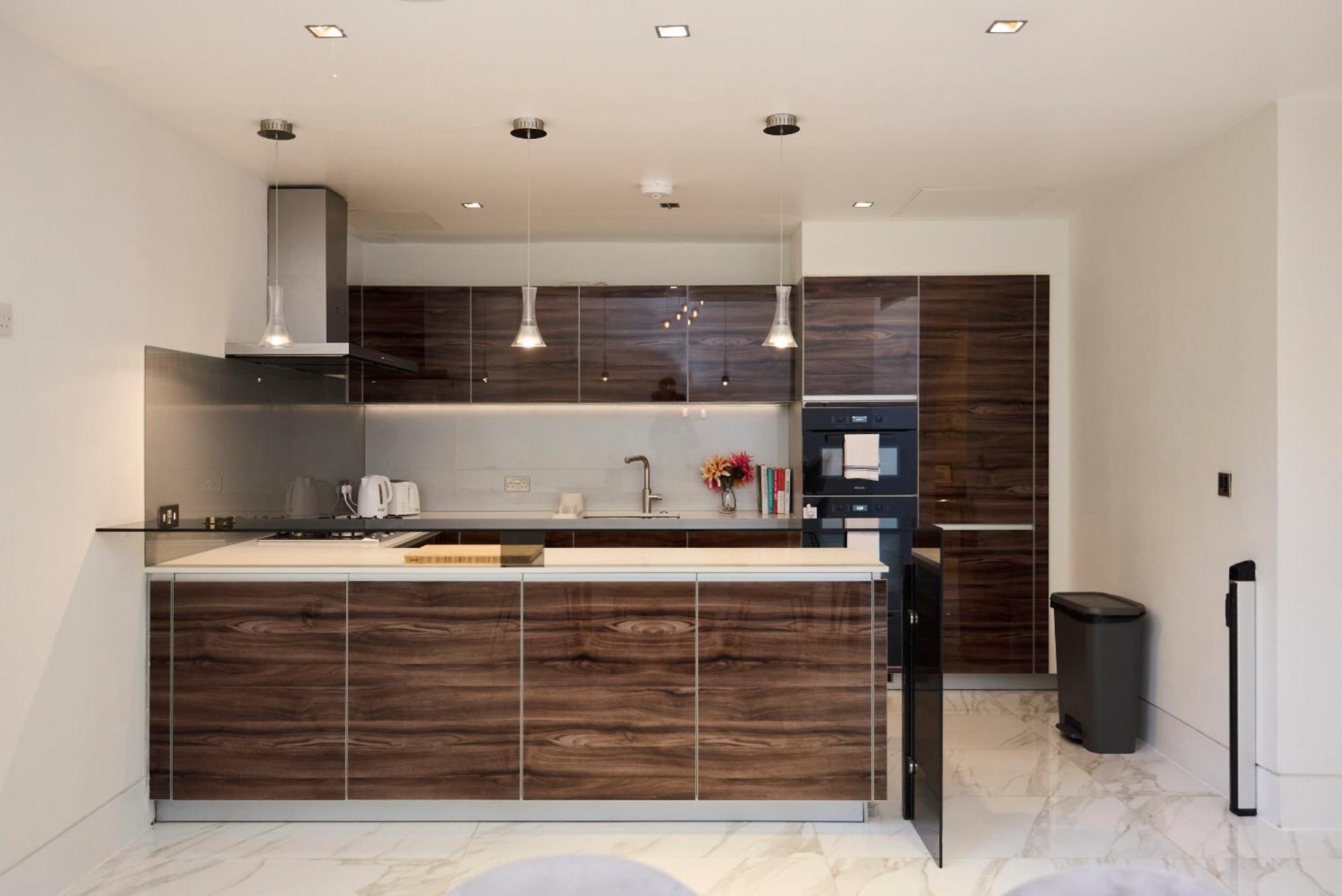 The Radnor Mews - Stylish 3bdr Mews House *
