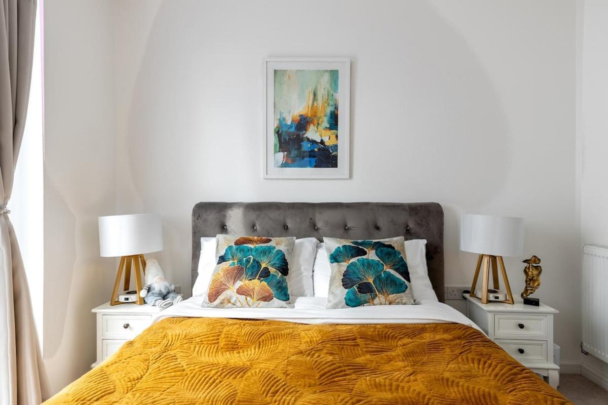 Apartment W2 Stylish And *