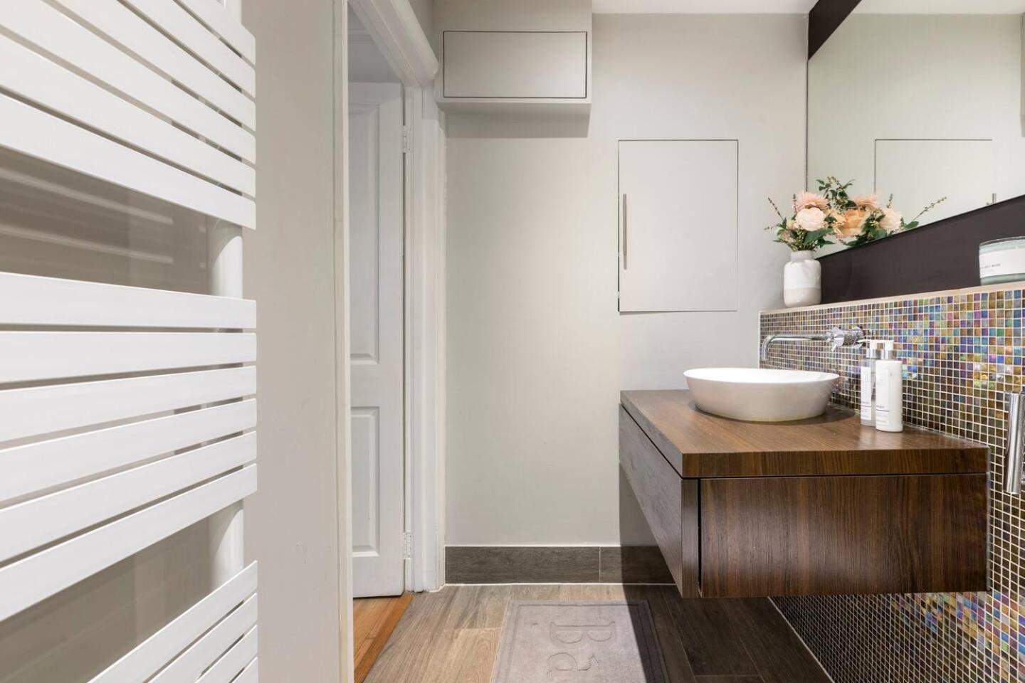 Spacious And Private By Royal Palace Appartamento