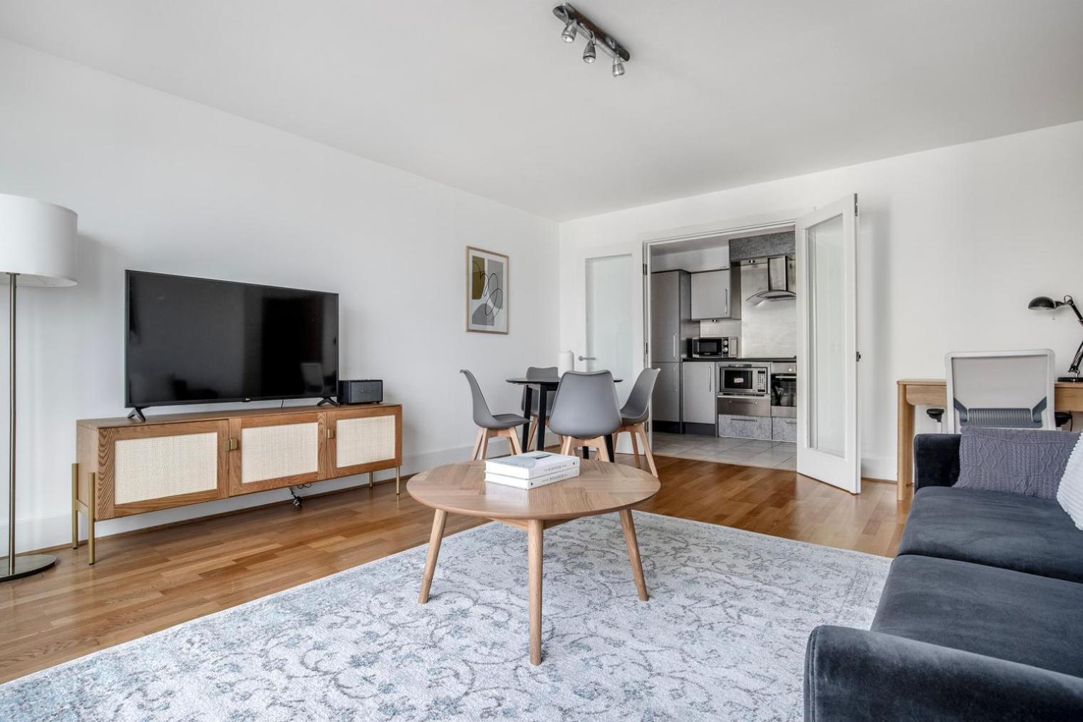Blueground Vauxhall Balcony Gym Nr Tube Lon-317 Apartment *