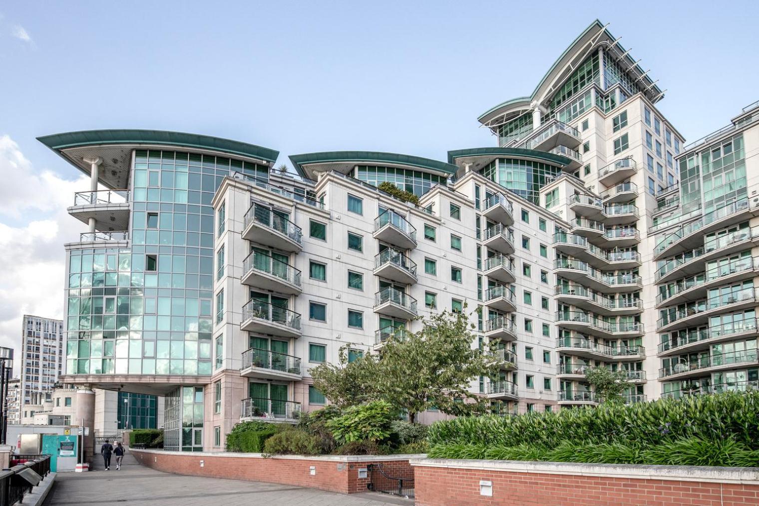 Blueground Vauxhall Balcony Gym Nr Tube Lon-317 *