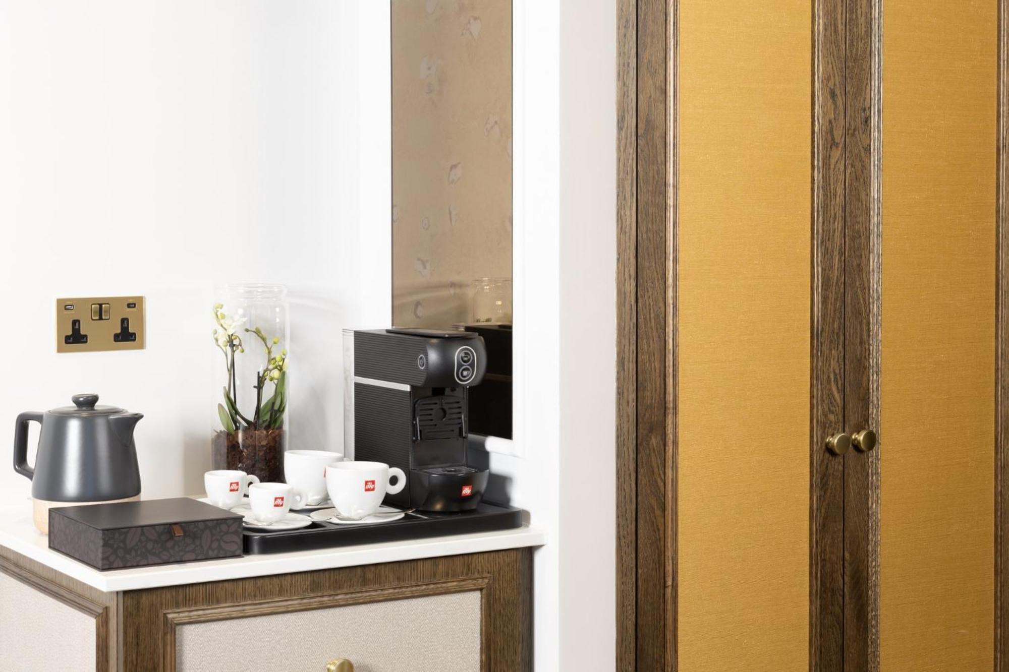 Hotell The Welbeck By Ihg 4*