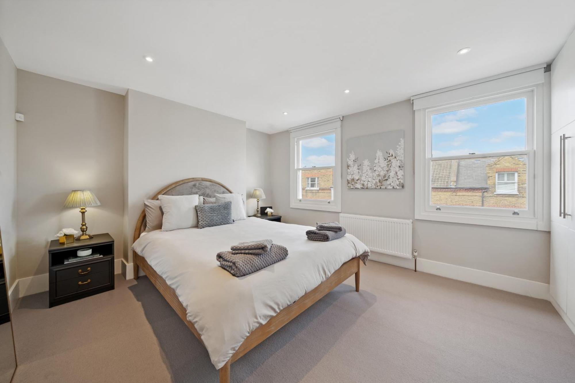 4 Bedroom House With Garden In Battersea Close To Chelsea Hébergement de vacances Londres