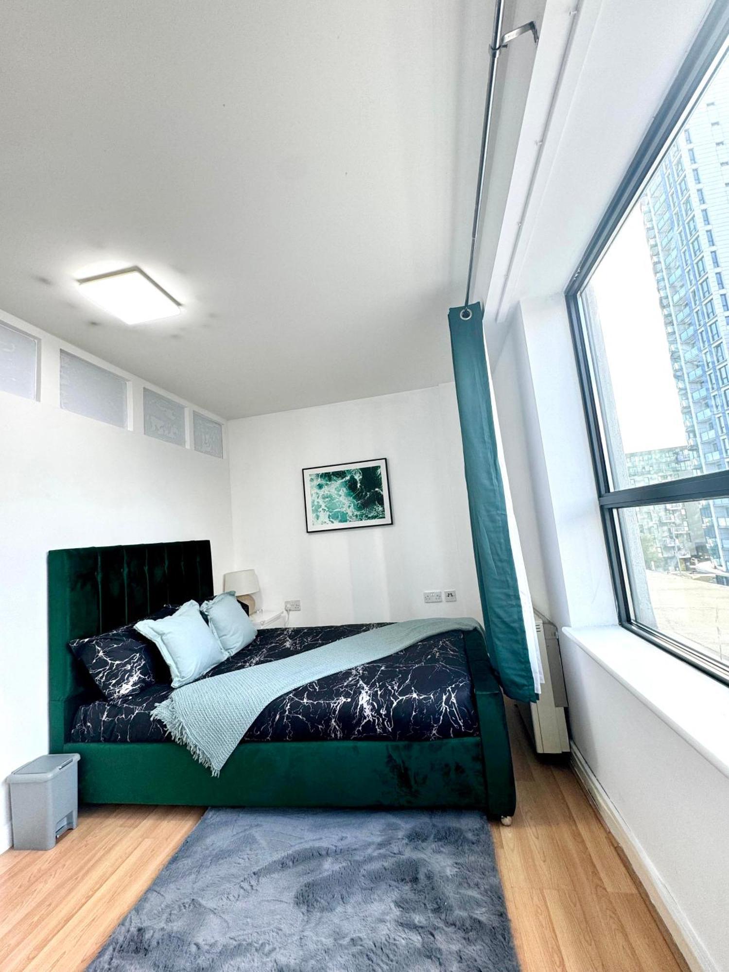 Magnificent Luxurious For 6ppl In Stratford - 6mins Walk To Stratford Station Lejlighed