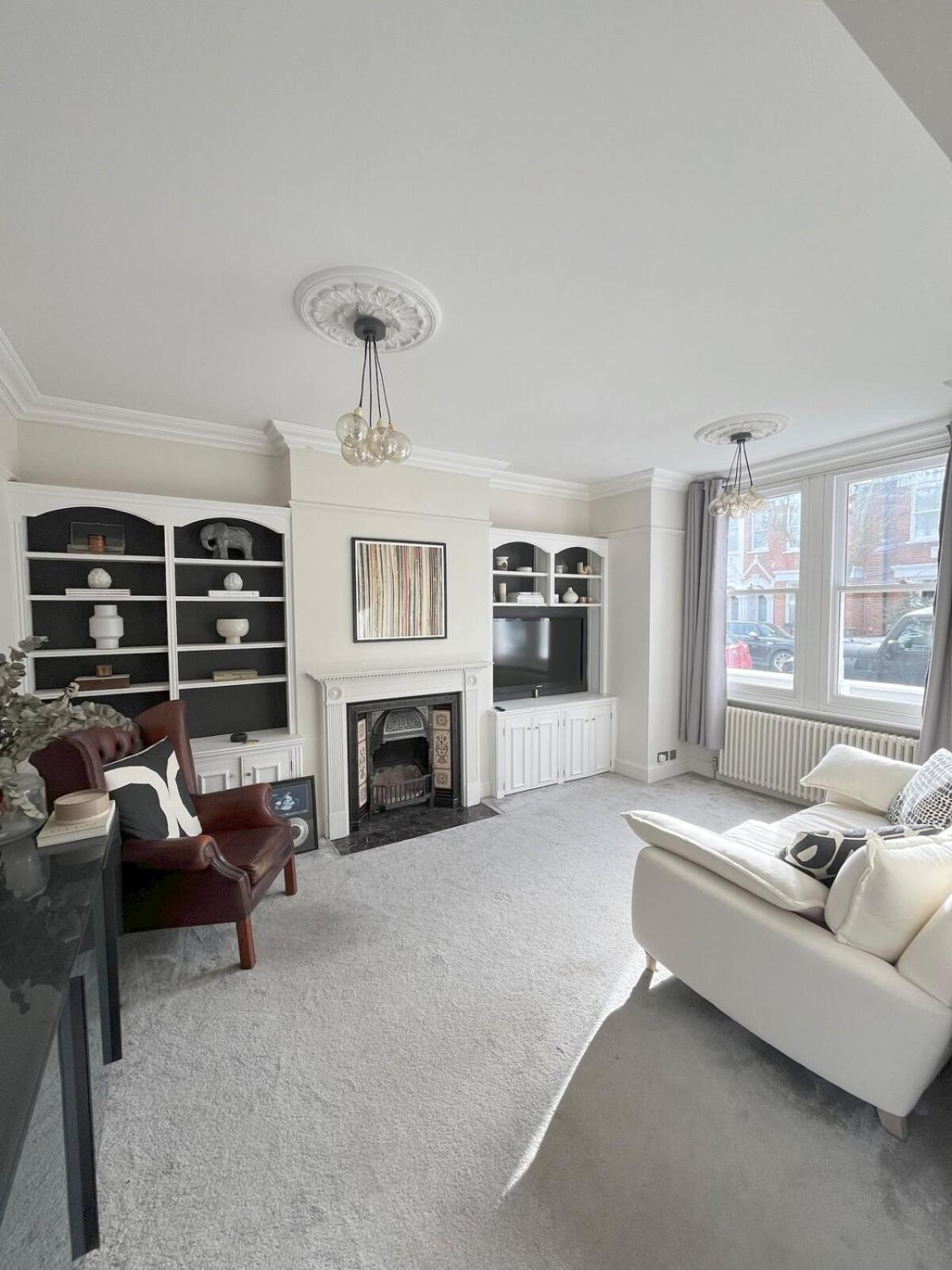 Gorgeous Riverside Townhouse London