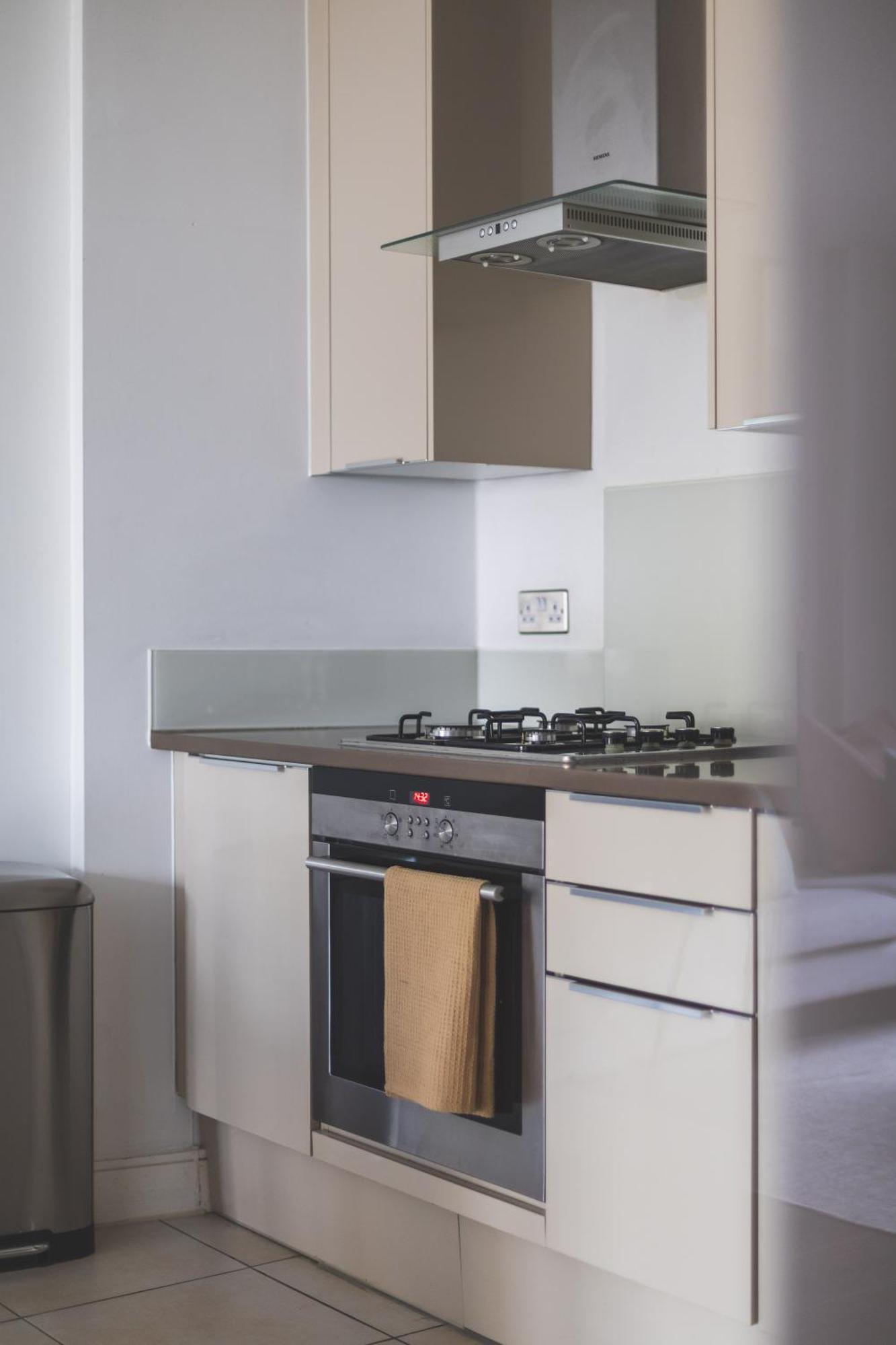 Apartment Jacobs Court By Artsy London
