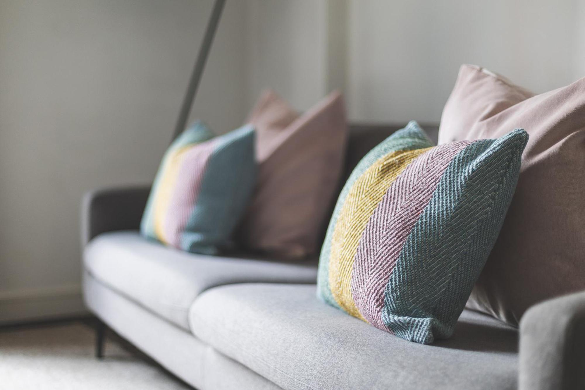Apartment Jacobs Court By Artsy London