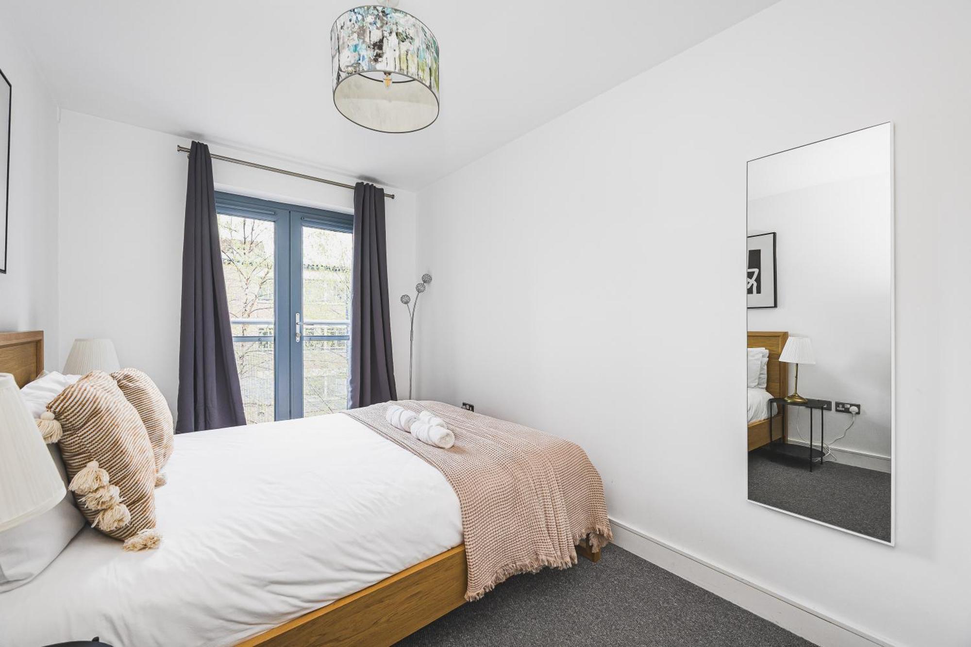 Jacobs Court By Artsy Apartment *