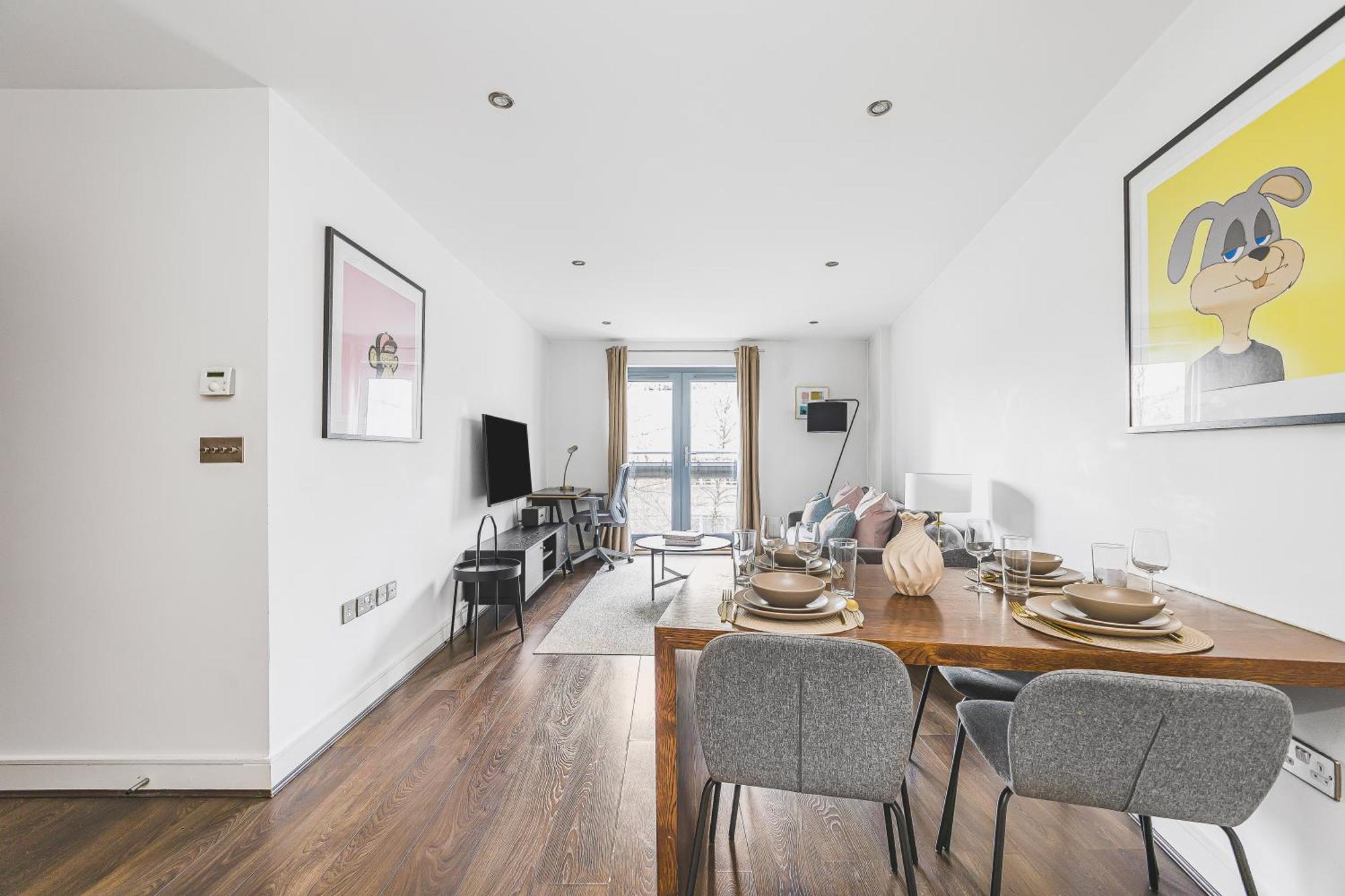 Jacobs Court By Artsy Apartment *