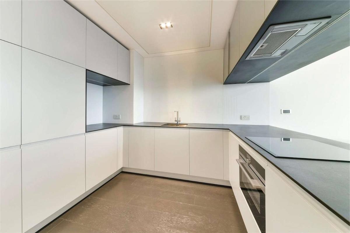 Amory Tower - High Rise Pinnacle Apartment