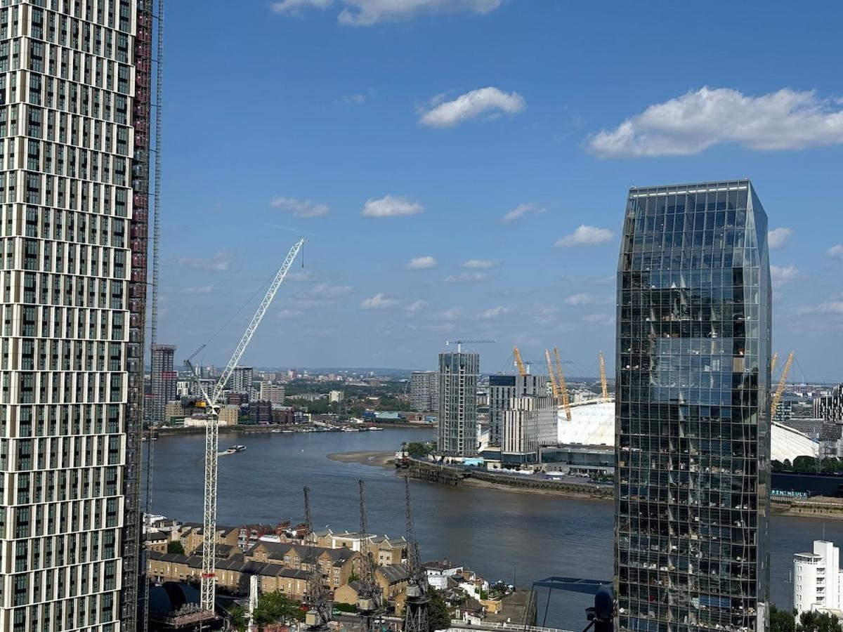 Amory Tower - High Rise Pinnacle London