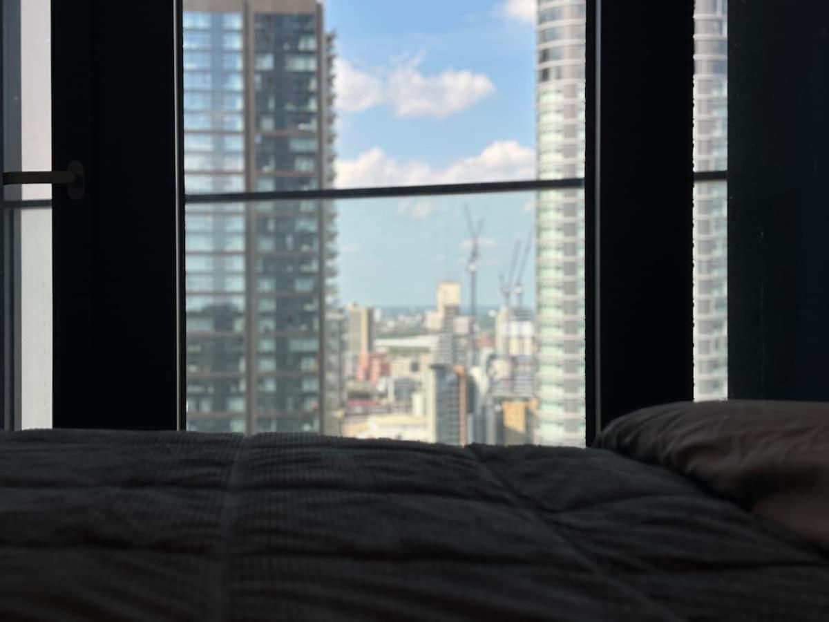 Amory Tower - High Rise Pinnacle Apartment *