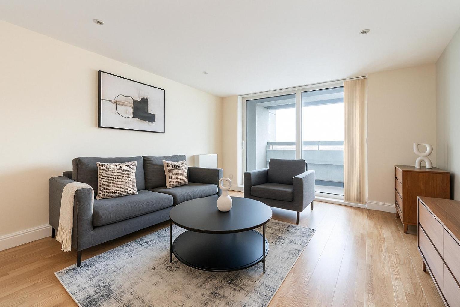 Apartment Stylish 1-bed Flat In Greenwich - Steps From Dlr & Views London