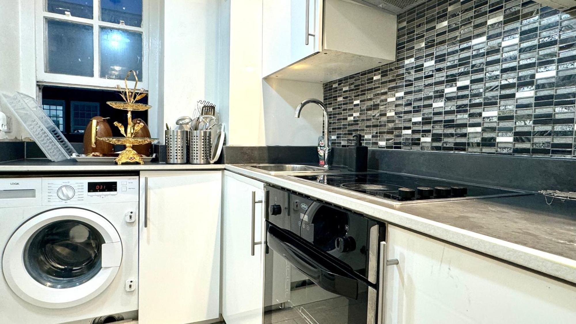 Apartment 1 Bedroom Edgware Road Hosted By Ali *
