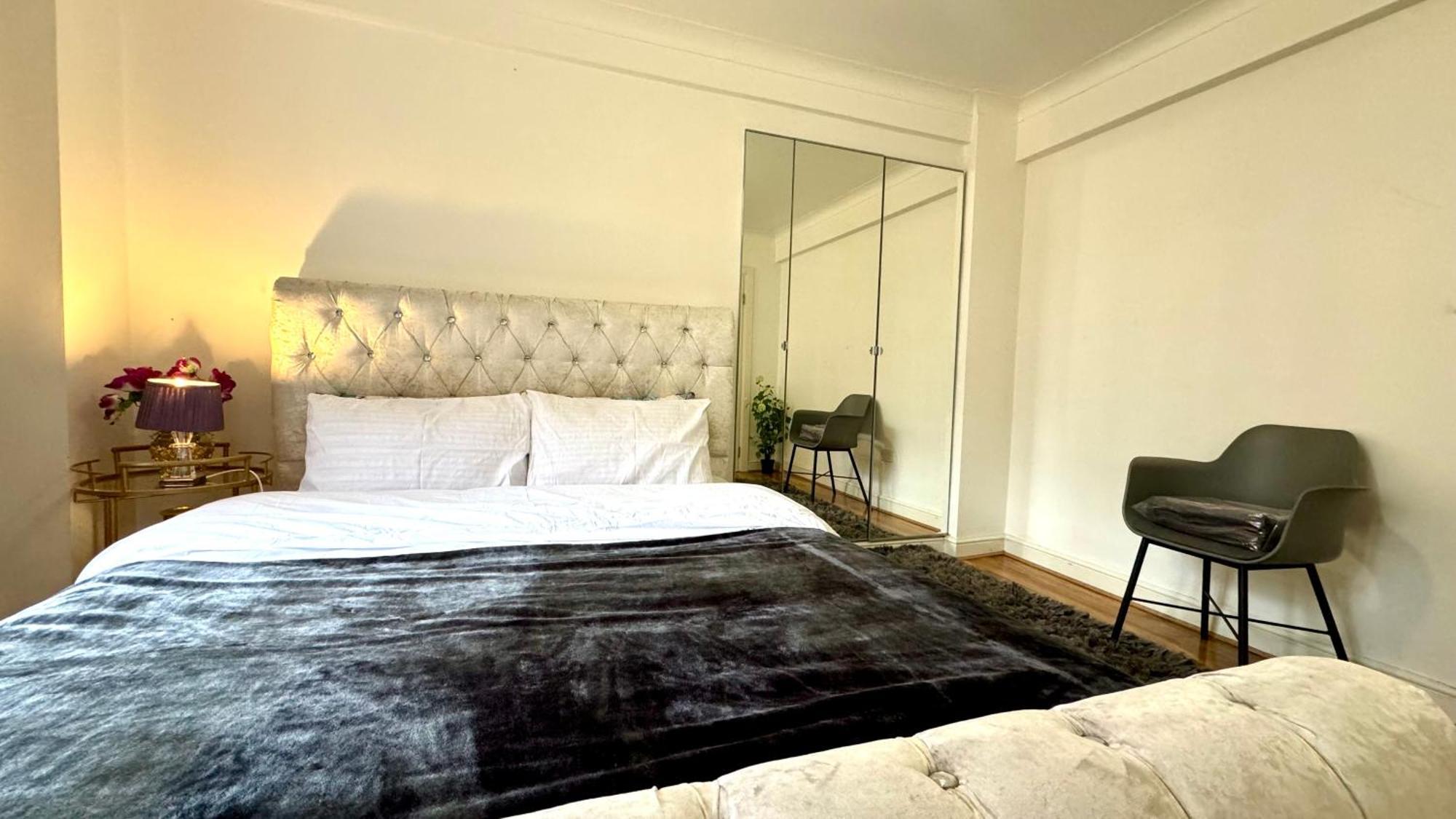 Apartment 1 Bedroom Edgware Road Hosted By Ali *