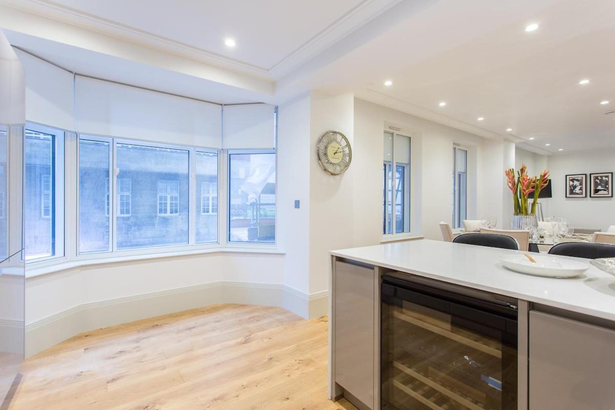 Luxury 2 Bedroom Flat Park Lane Pl2b * London