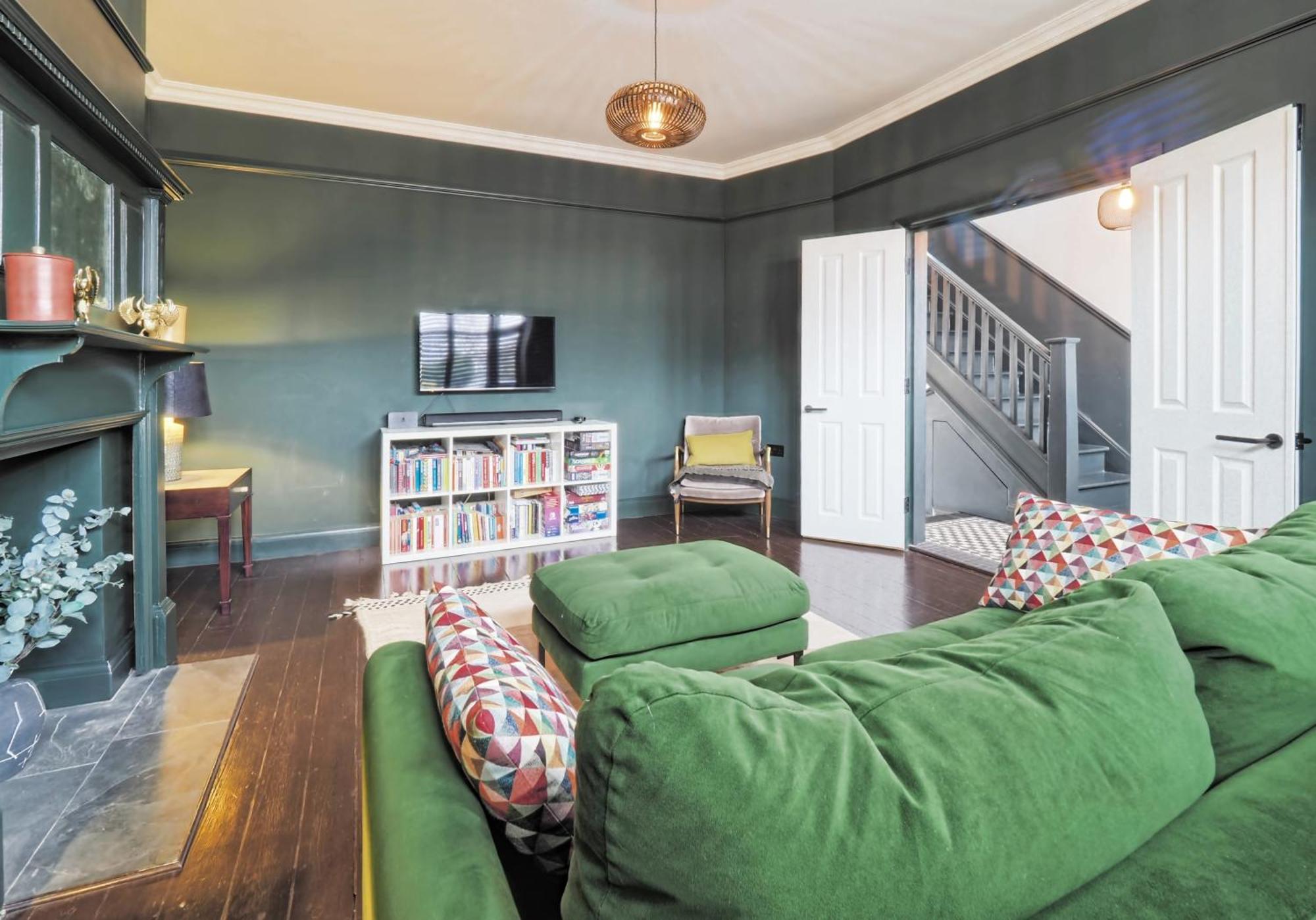 Modern Family With Garden And Parking In Kensal Vakantiehuis Londen