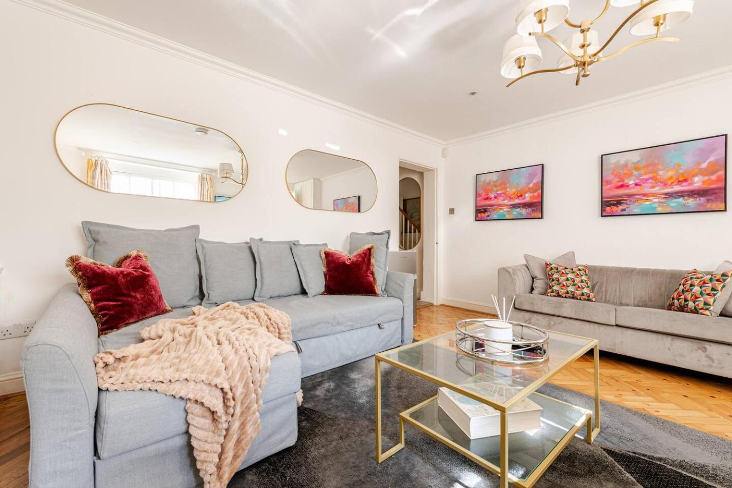 Appartamento Spacious And Private By Royal Palace Londra