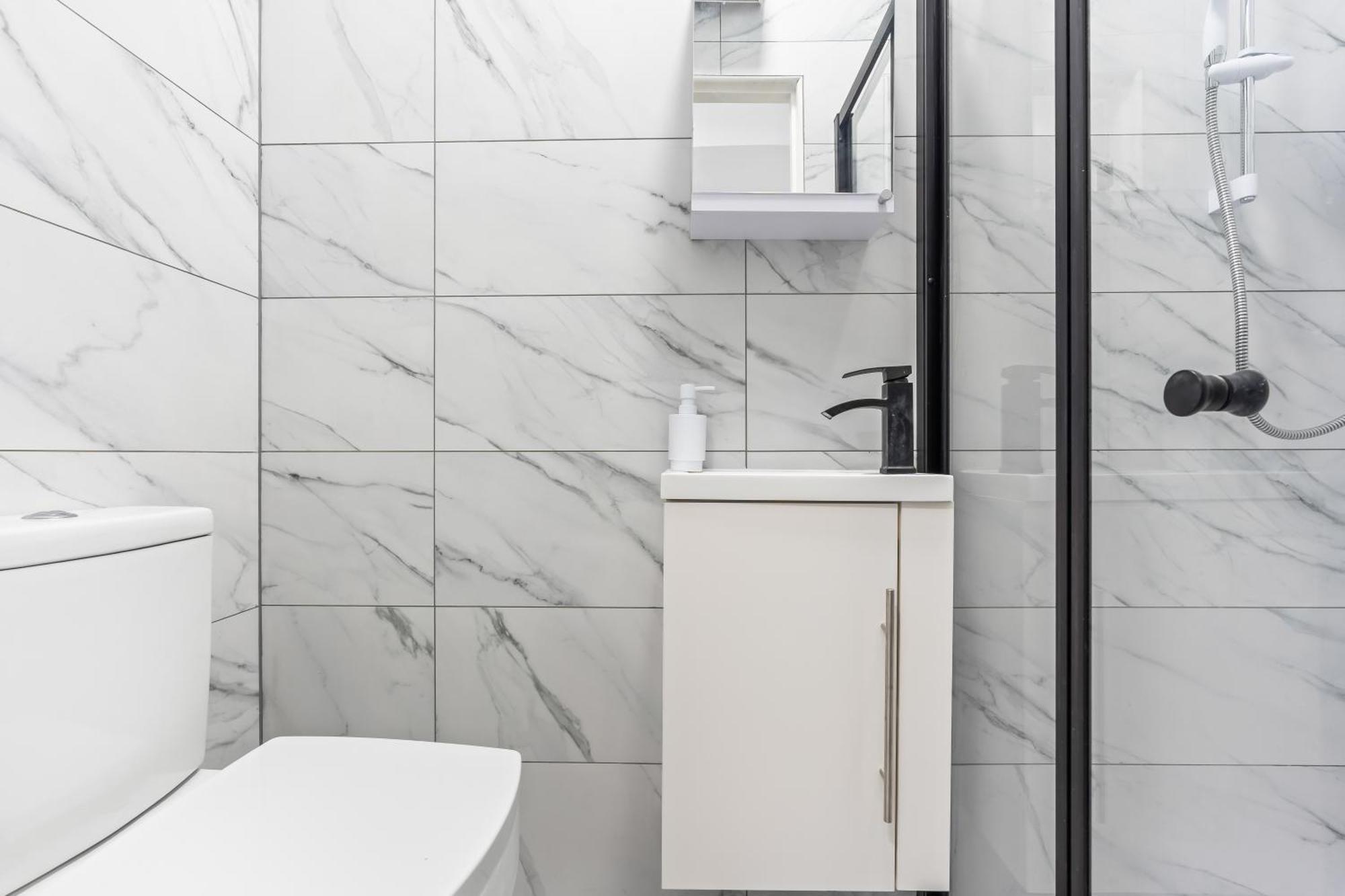 Appartamento Modern 4 Bed - Free Parking Londra