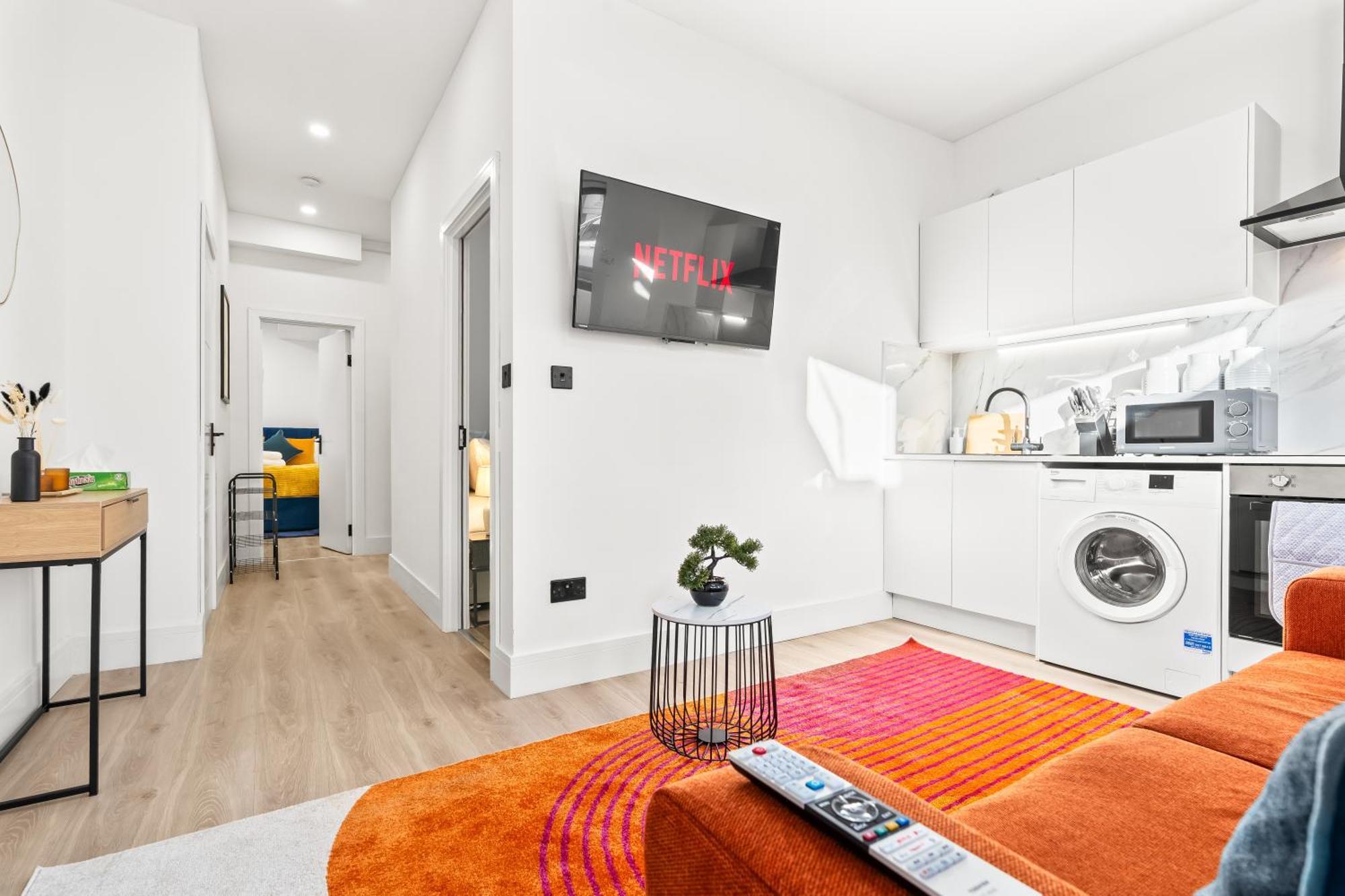 Appartamento Modern 4 Bed - Free Parking *