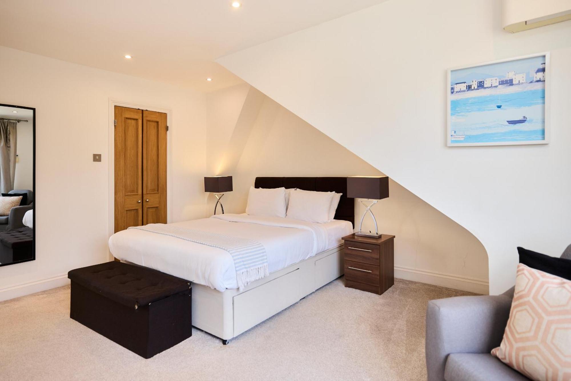 Lägenhet The Porchester Gardens - Modern & Bright 4bdr With Garden And Parking