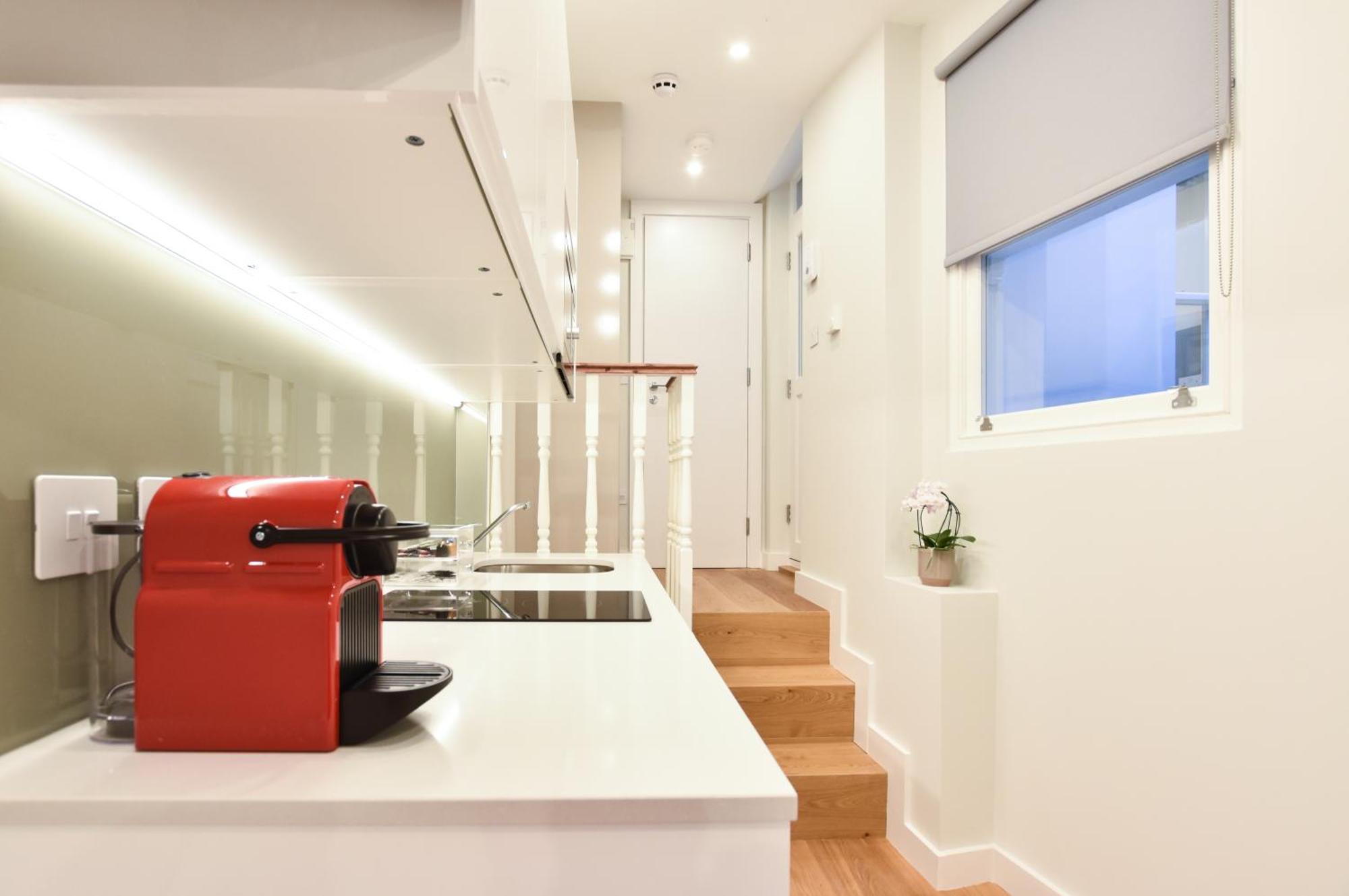 Earls Court East Serviced By Stayprime London