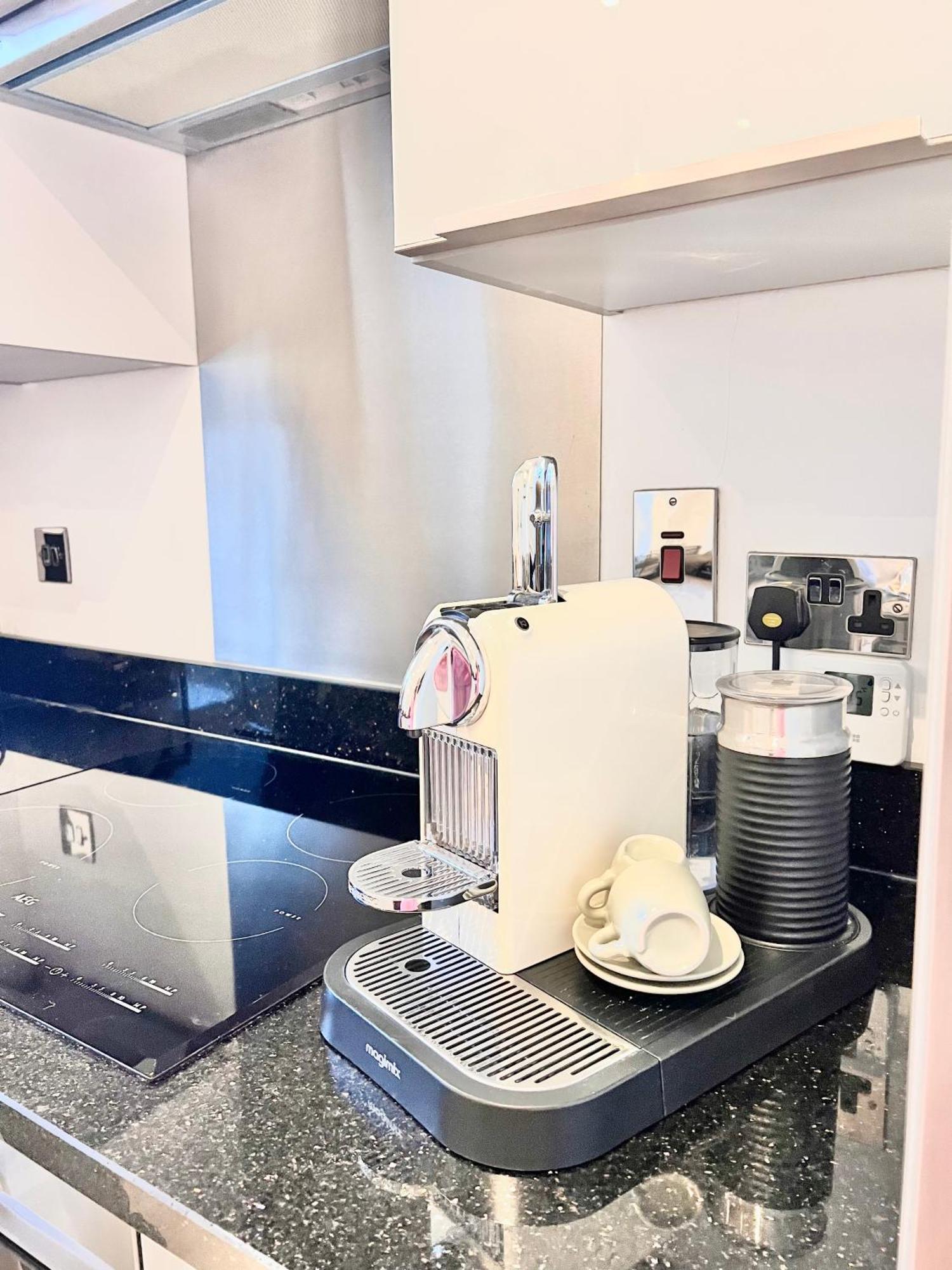 2 Bed In Oxford Street Lägenhet *