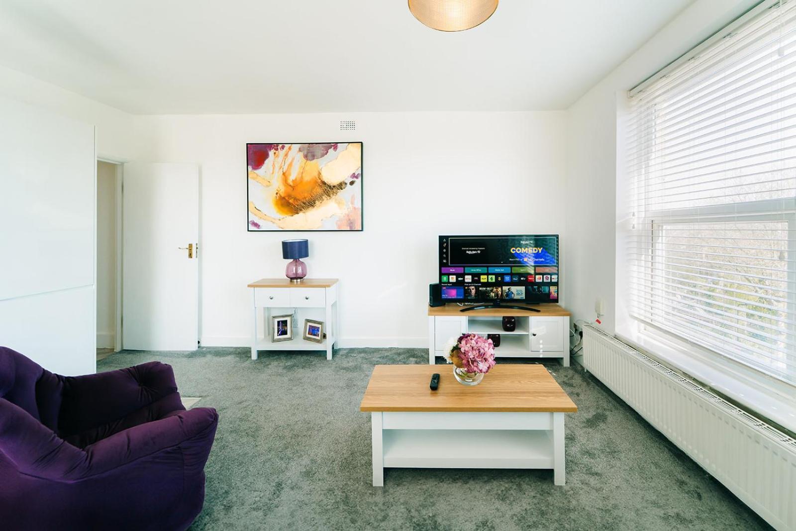 Two Bedroom By Brookland Serviced Short Lets With Free Wifi London