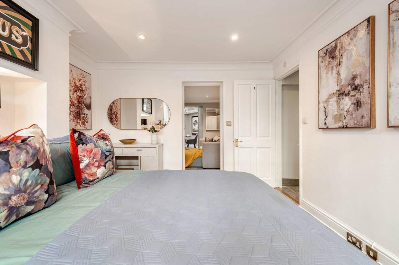 Spacious And Private By Royal Palace Appartamento Londra