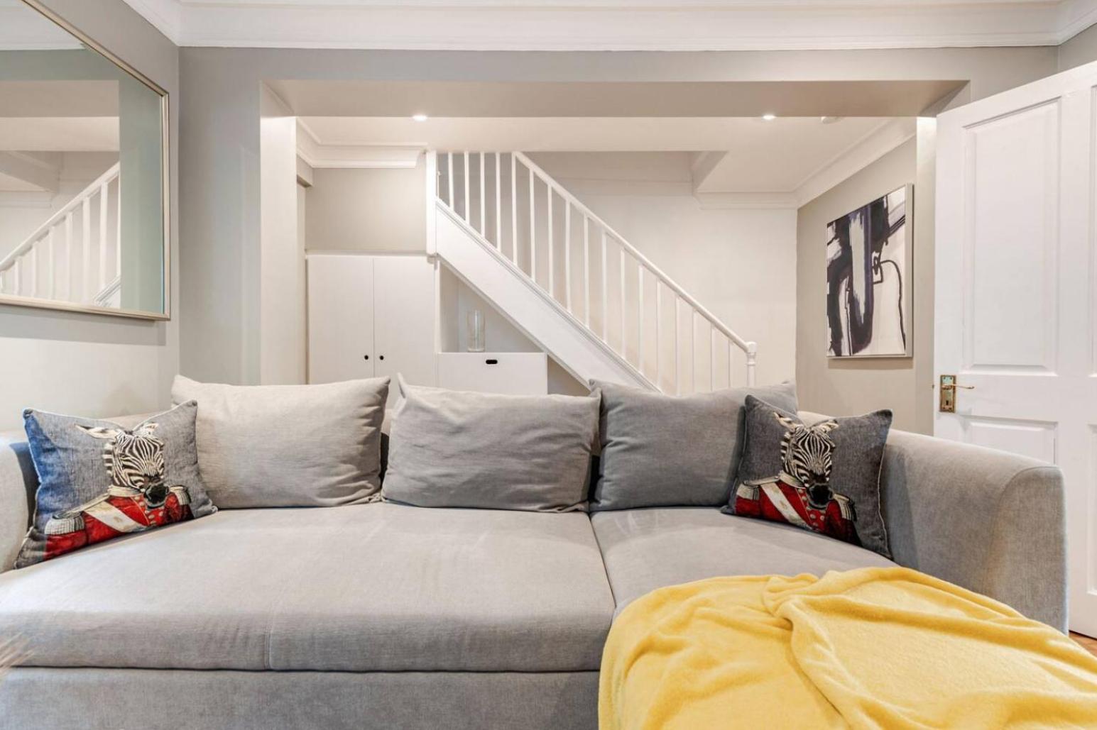 Spacious And Private By Royal Palace Appartamento