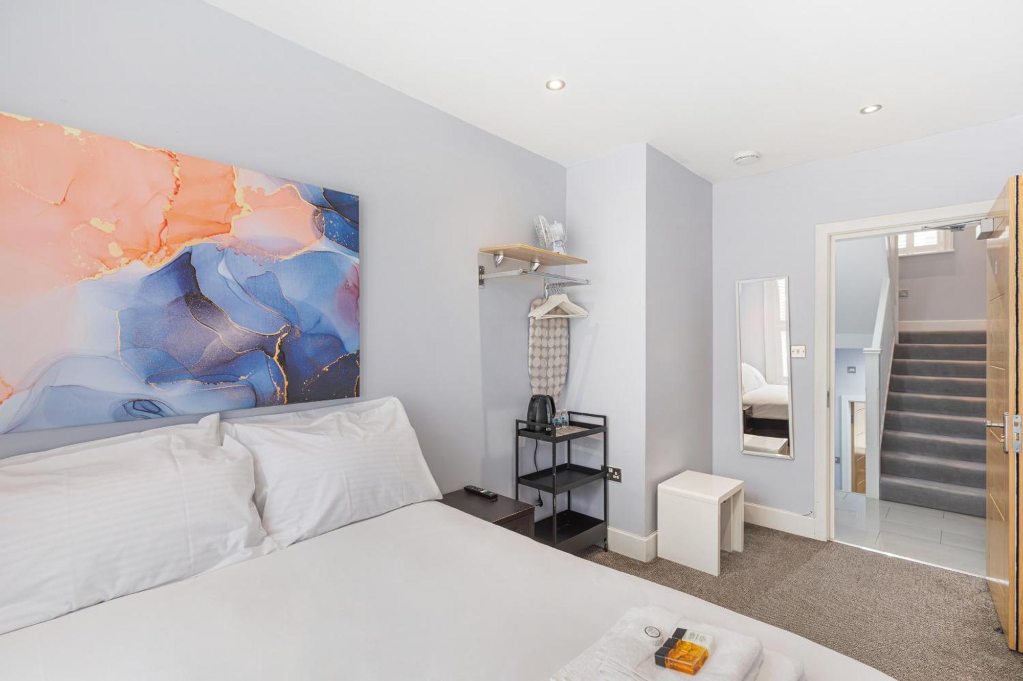 5 Bedroom Flat In Paddington *