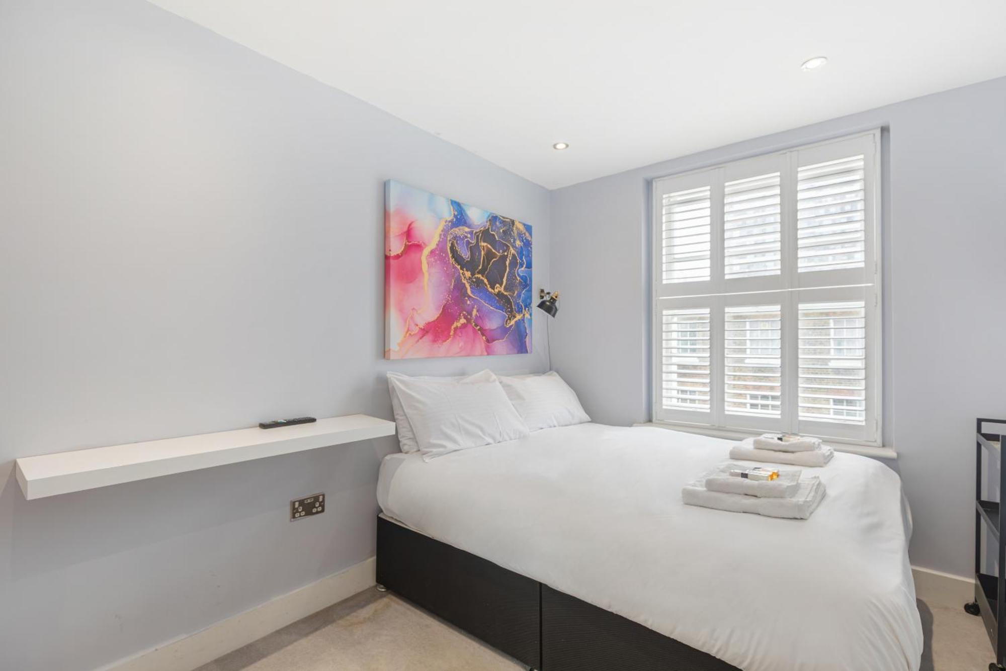 5 Bedroom Flat In Paddington Apartment London