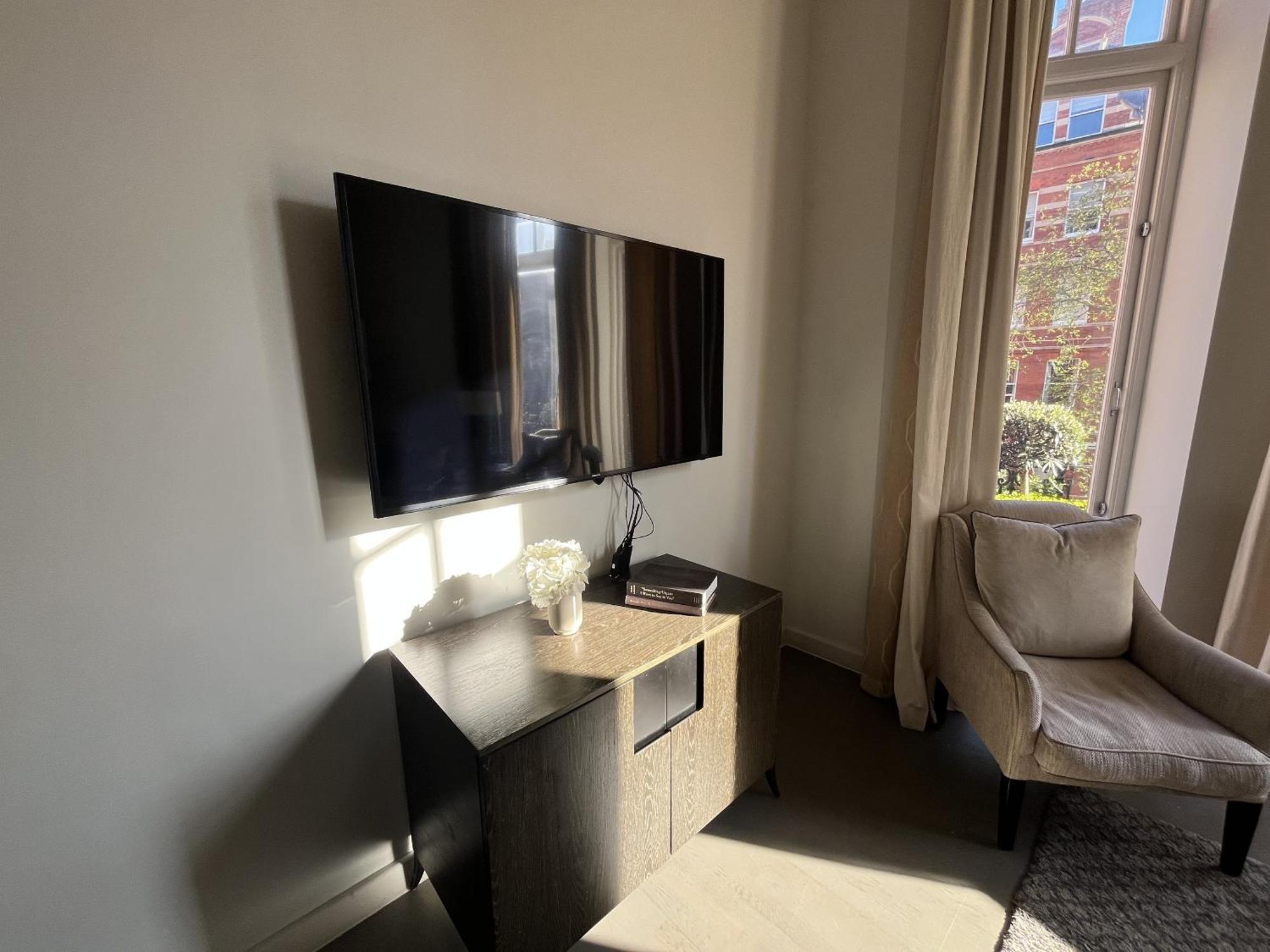 High Street Kensington Apartment London