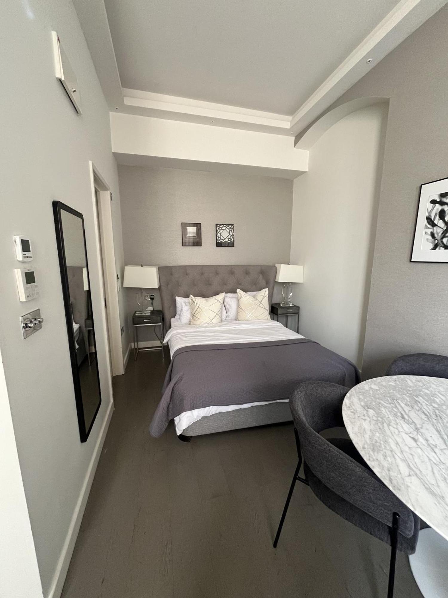 High Street Kensington Apartment