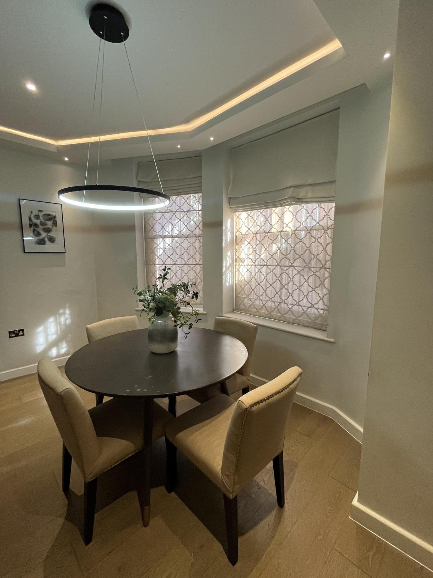 Apartment High Street Kensington London