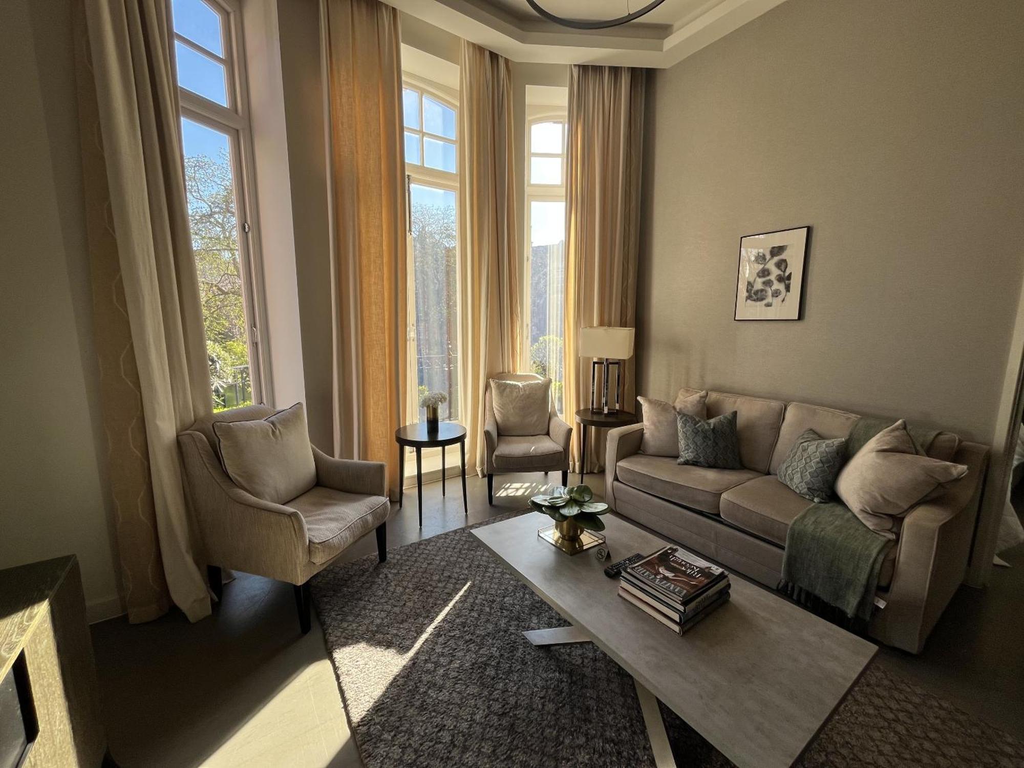High Street Kensington Apartment