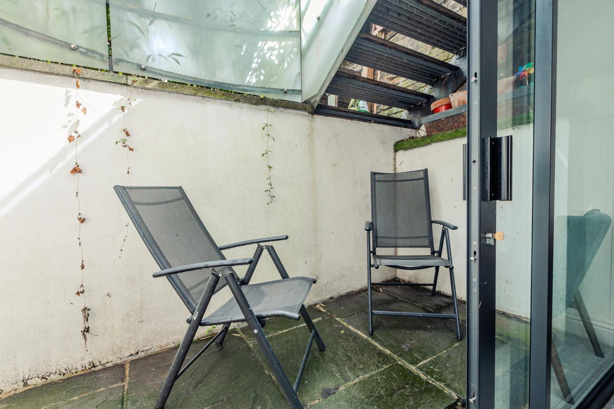 1br Flat Near River Thames, 9min Hammersmith Tube Leilighet London