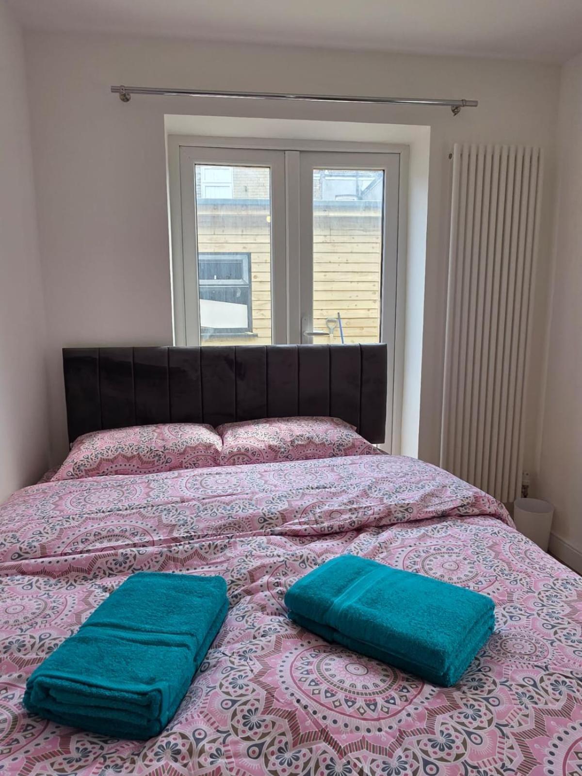 Guest house Dorset House At Upton Park London
