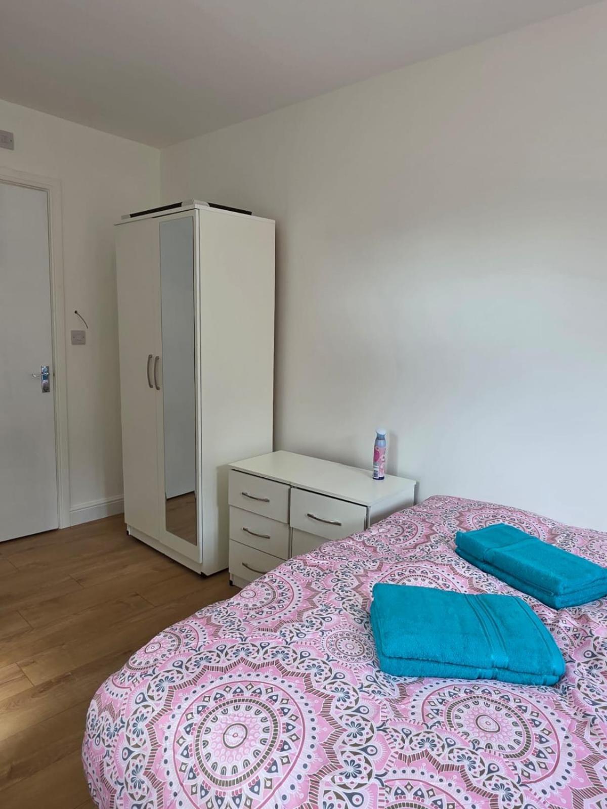 Guest house Dorset House At Upton Park London