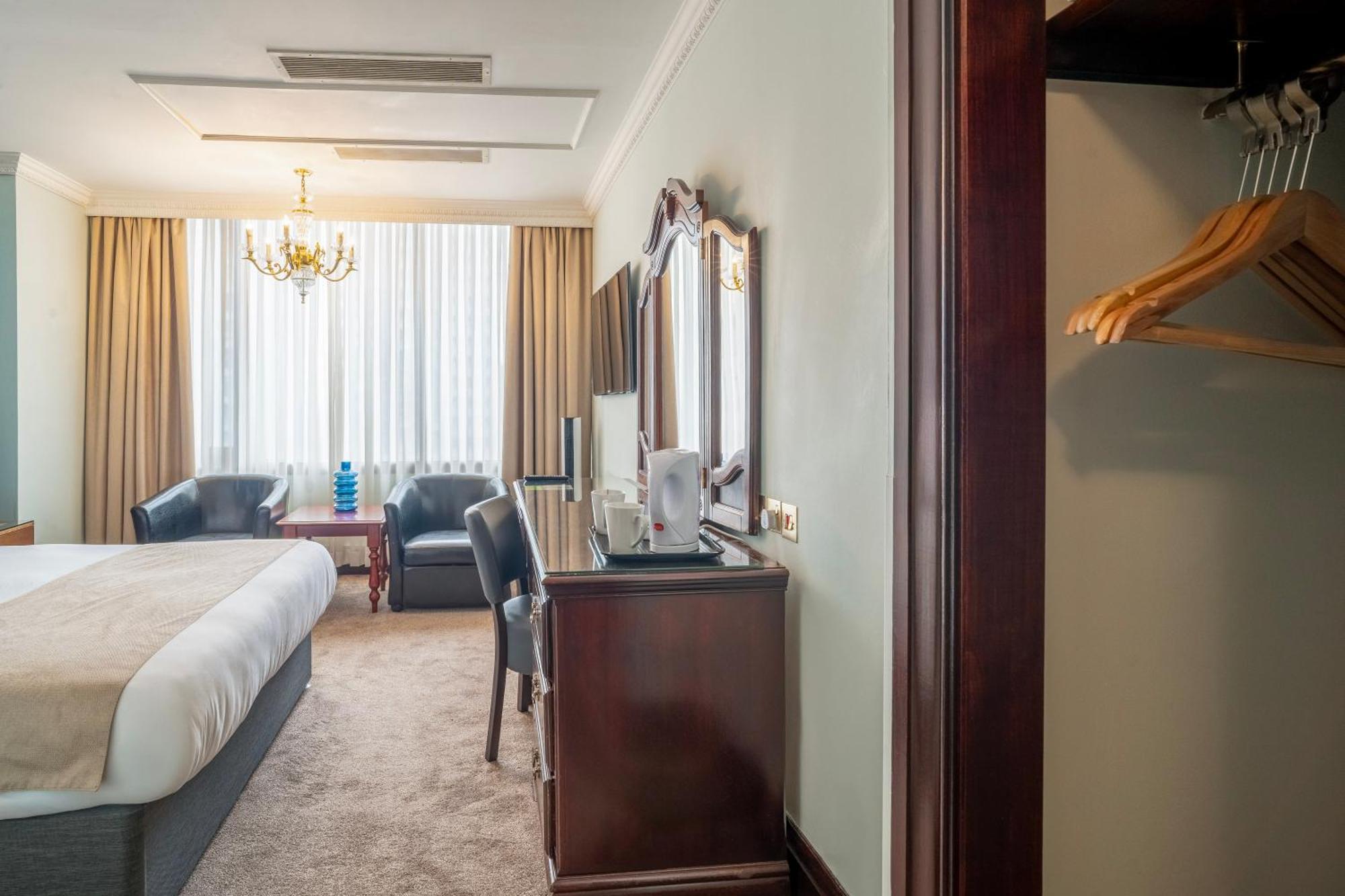 Hotel Britannia International Canary Wharf London